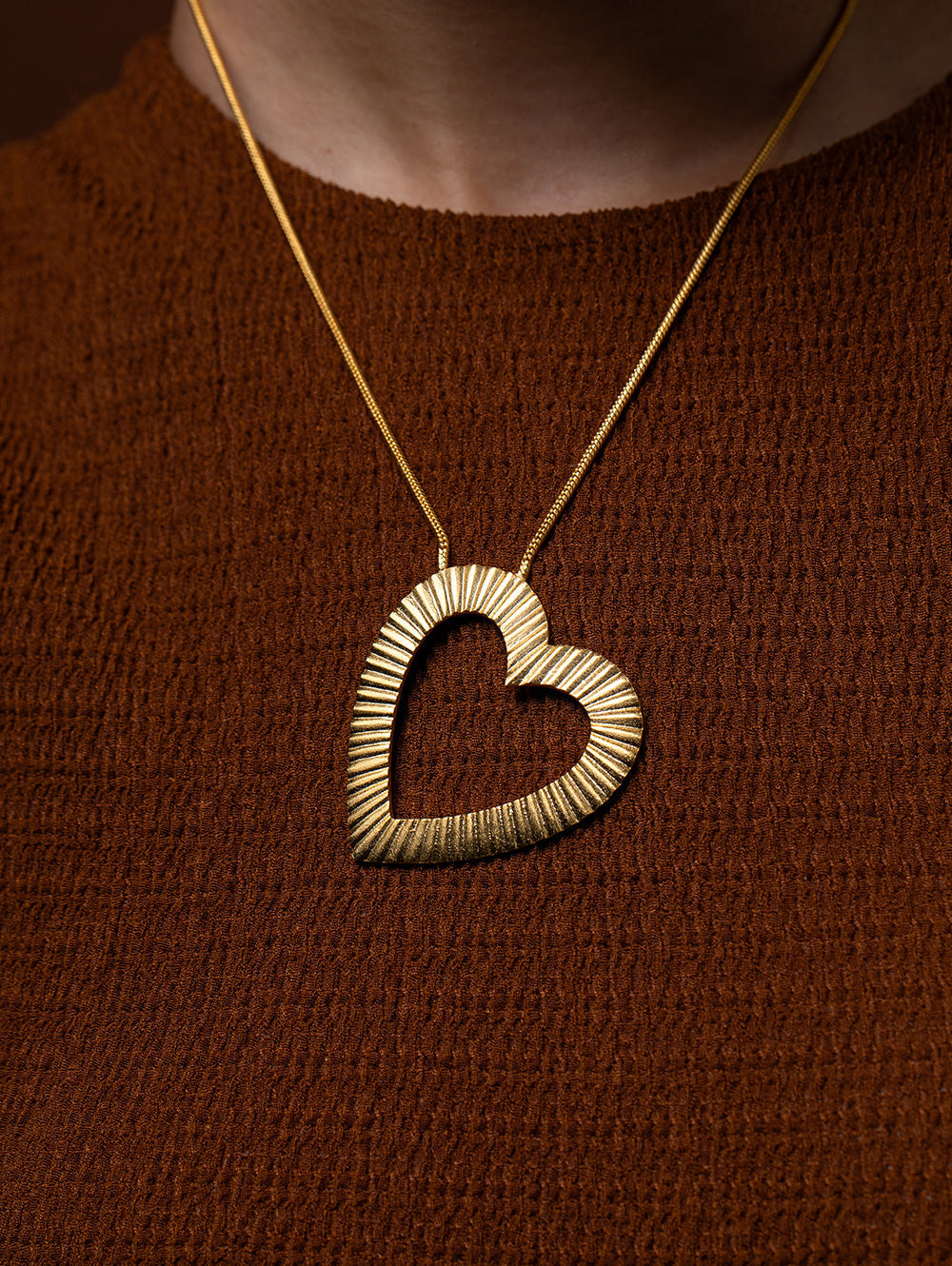 Golden Textured Heart Chain