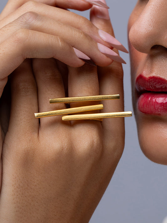 Layered Line Ring