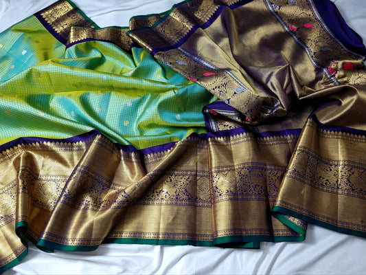 Green with Dark Blue Pallu Pure Gadwal Pattu handloom Saree
