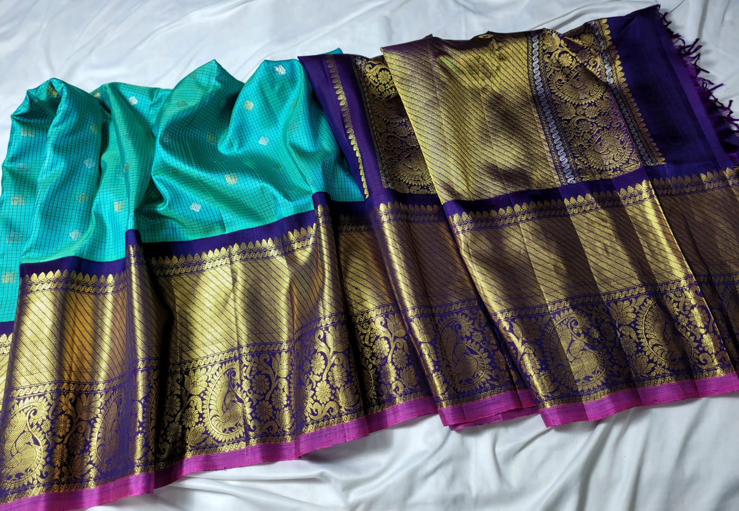 Turquoise with Dark Blue Pallu Pure Gadwal Pattu handloom Saree