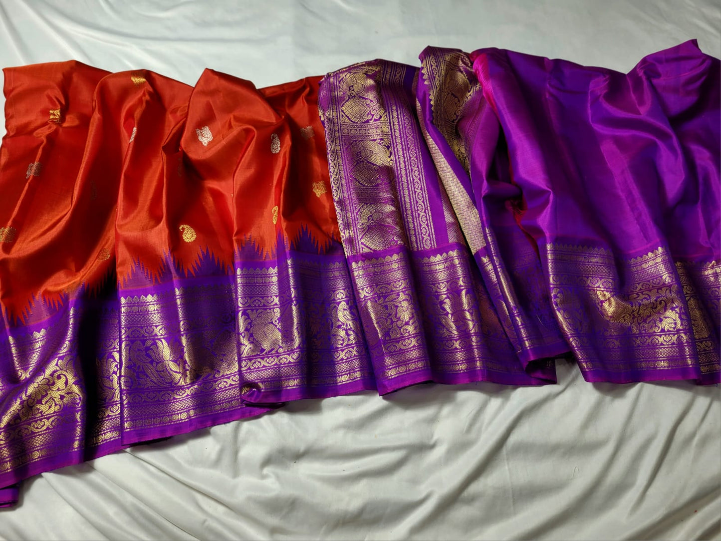 Red with Violet Pallu Pure Gadwal Pattu handloom Saree