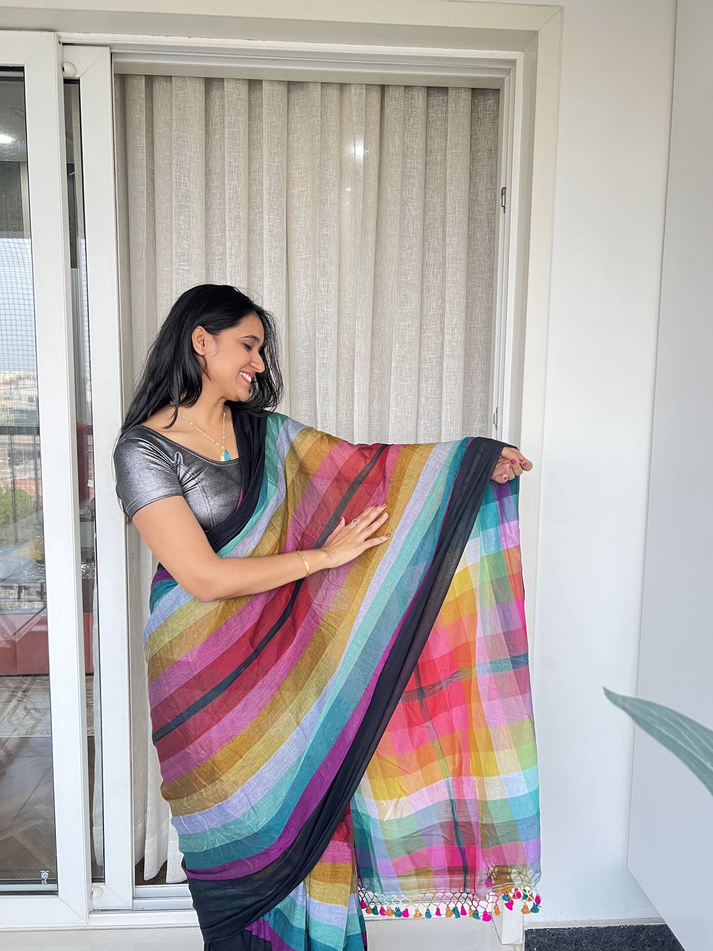 Aanchal - 1 minute Ready-to-wear saree in Black with multicolor in Mul cotton fabric