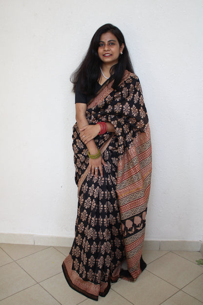Ambika - Black Bagru Natural Dyes Handblock Printed - Chanderi Silk Saree