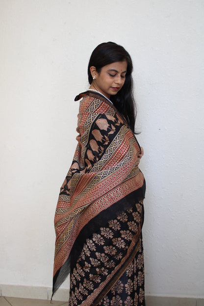 Ambika - Black Bagru Natural Dyes Handblock Printed - Chanderi Silk Saree