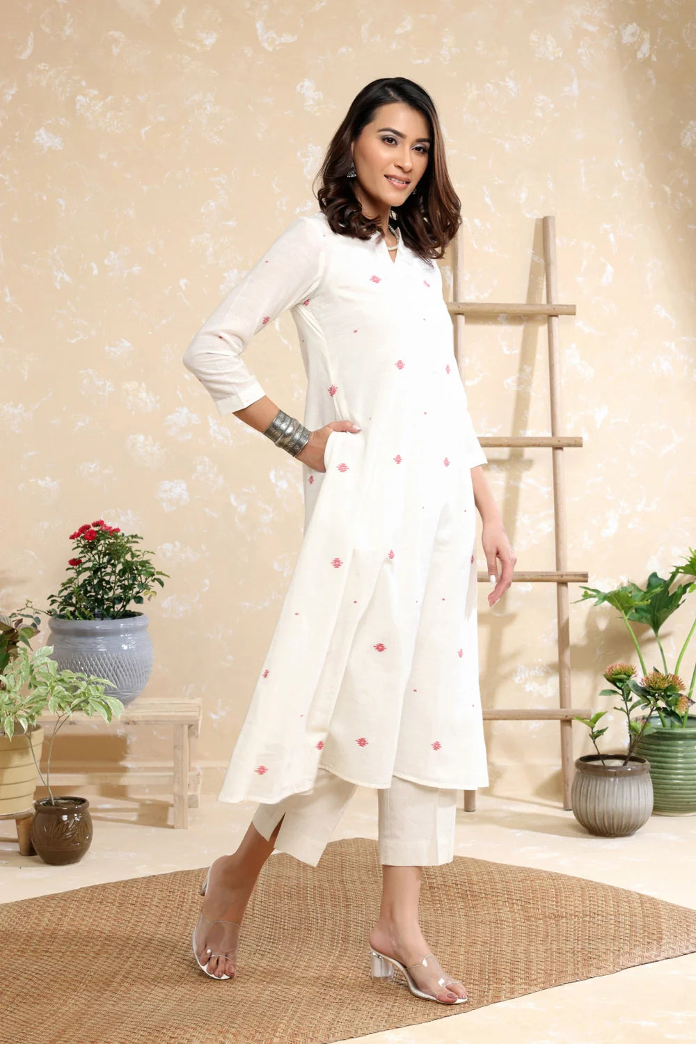 Handloom White Soft Cotton Jamdani Kurta Set With Dupatta