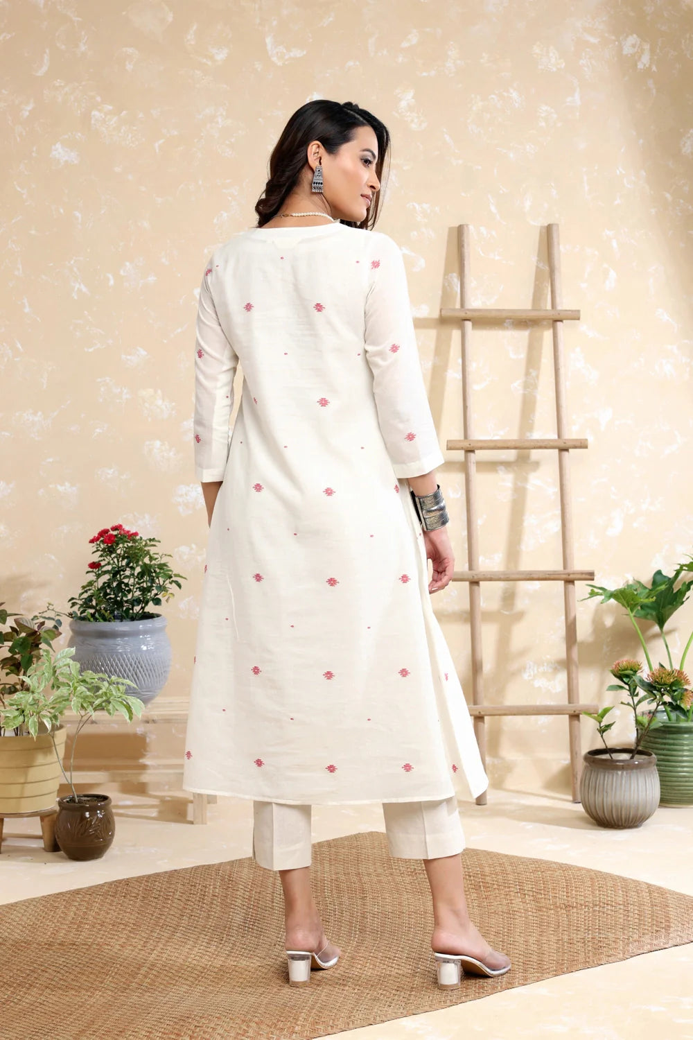 Handloom White Soft Cotton Jamdani Kurta Set With Dupatta