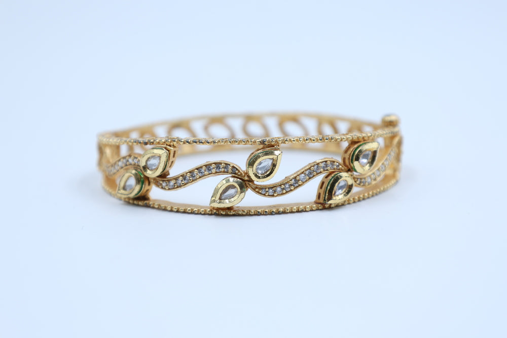 Gold Plated Handcrafted Kundan Bracelet