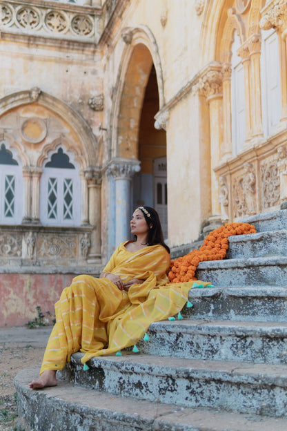 Genda Phool Cotton Mulmul Saree