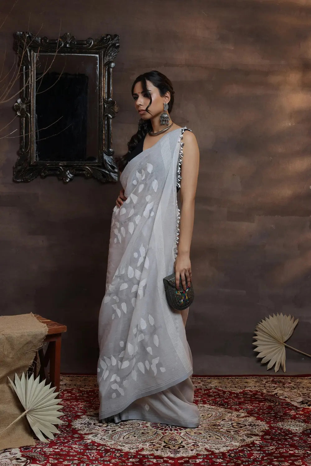 Handloom Grey Soft Cotton Jamdani Saree