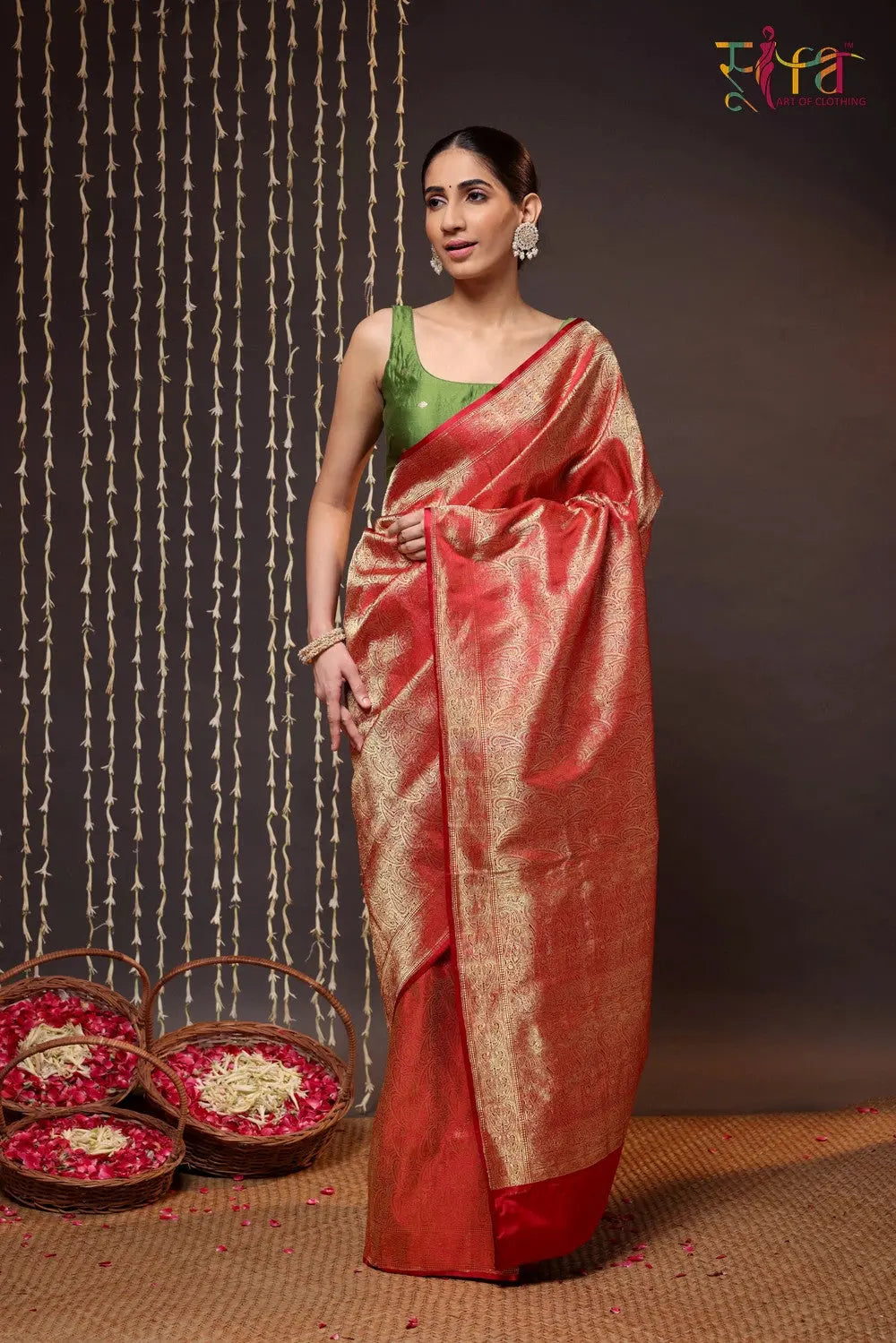 Ruby Red Handloom Pure Silk Tanchoi Banarasi Saree