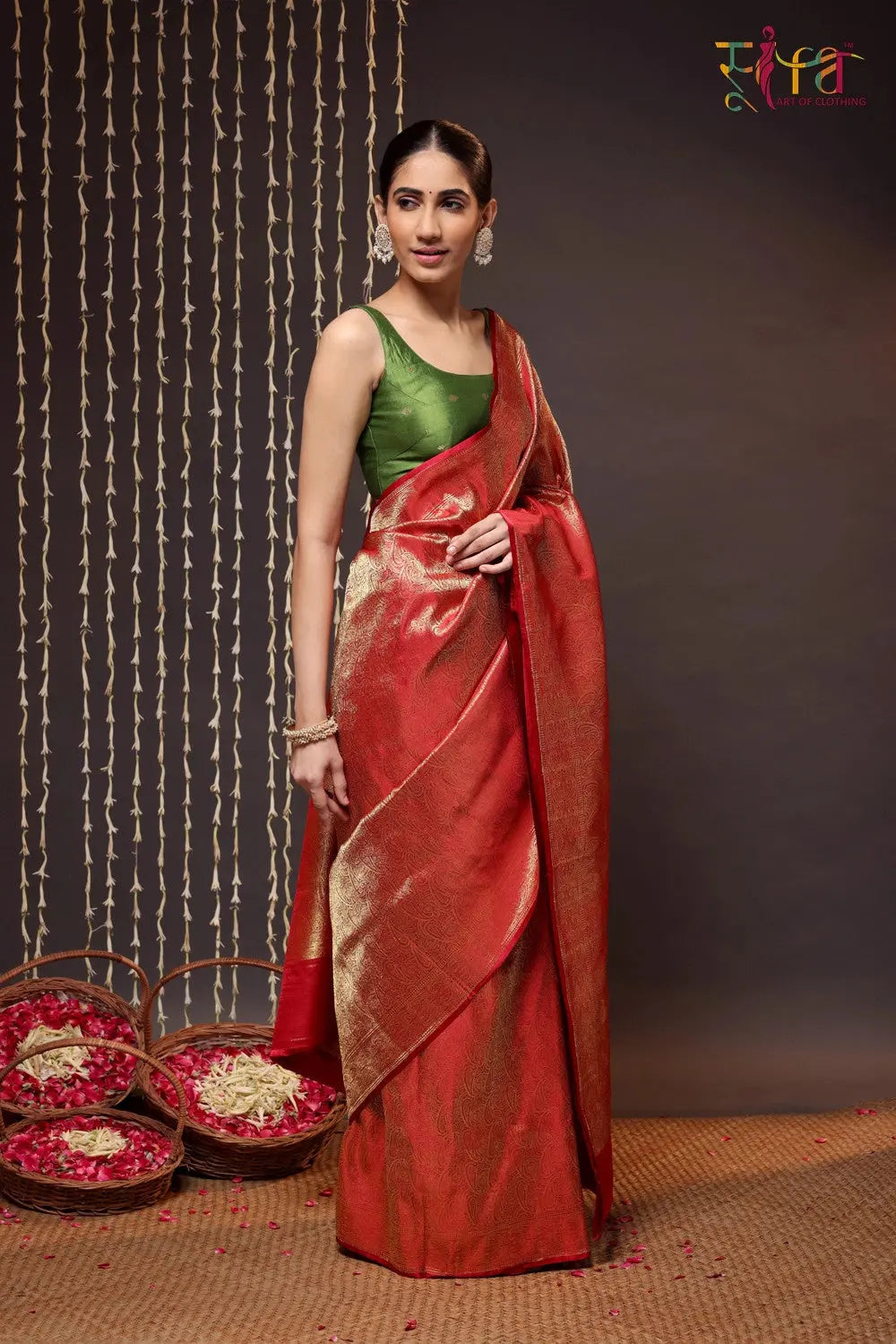 Ruby Red Handloom Pure Silk Tanchoi Banarasi Saree