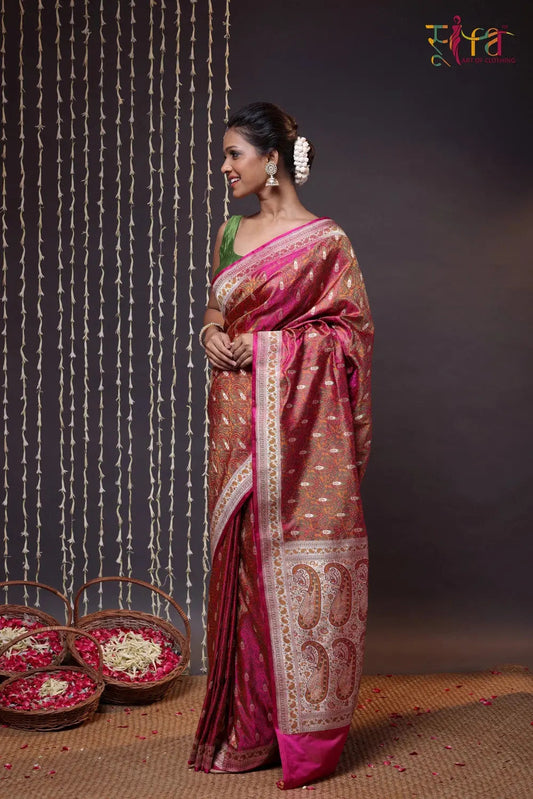 Handloom Magenta Pure Silk Tanchoi Banarasi Saree With Zari