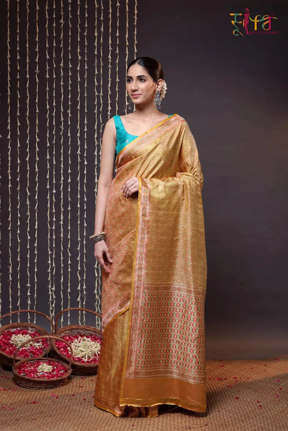 Handloom Yellow Pure Silk Tanchoi Banarasi Saree