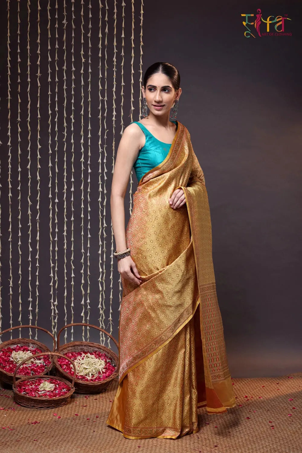Handloom Yellow Pure Silk Tanchoi Banarasi Saree