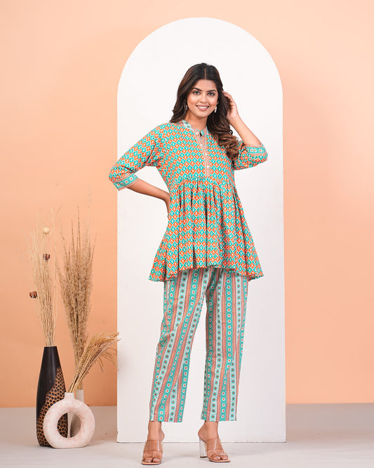 Multicolour Screen Print Peplum Kurta Pant Set