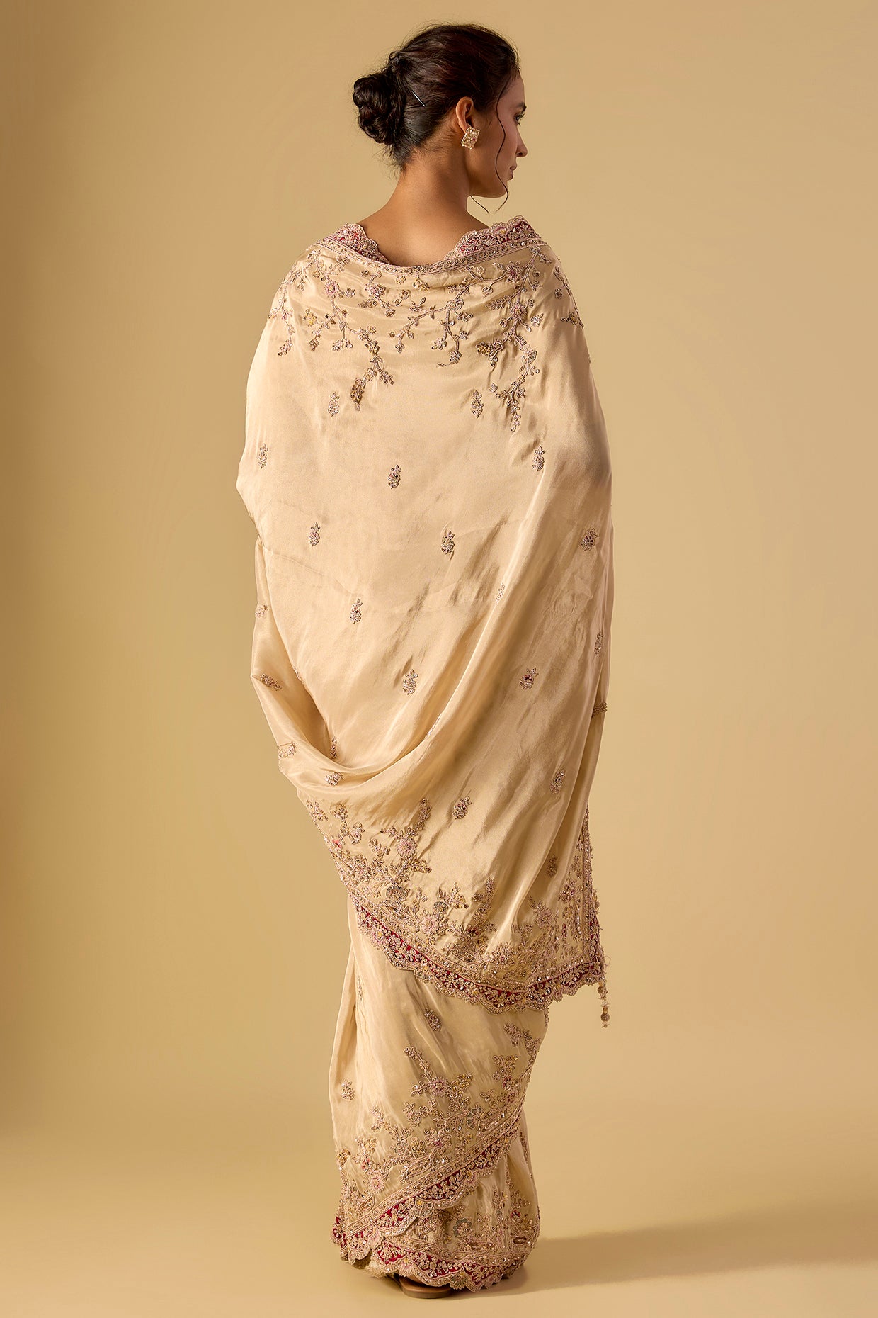 ivory tissue hand & machine embroidered saree set