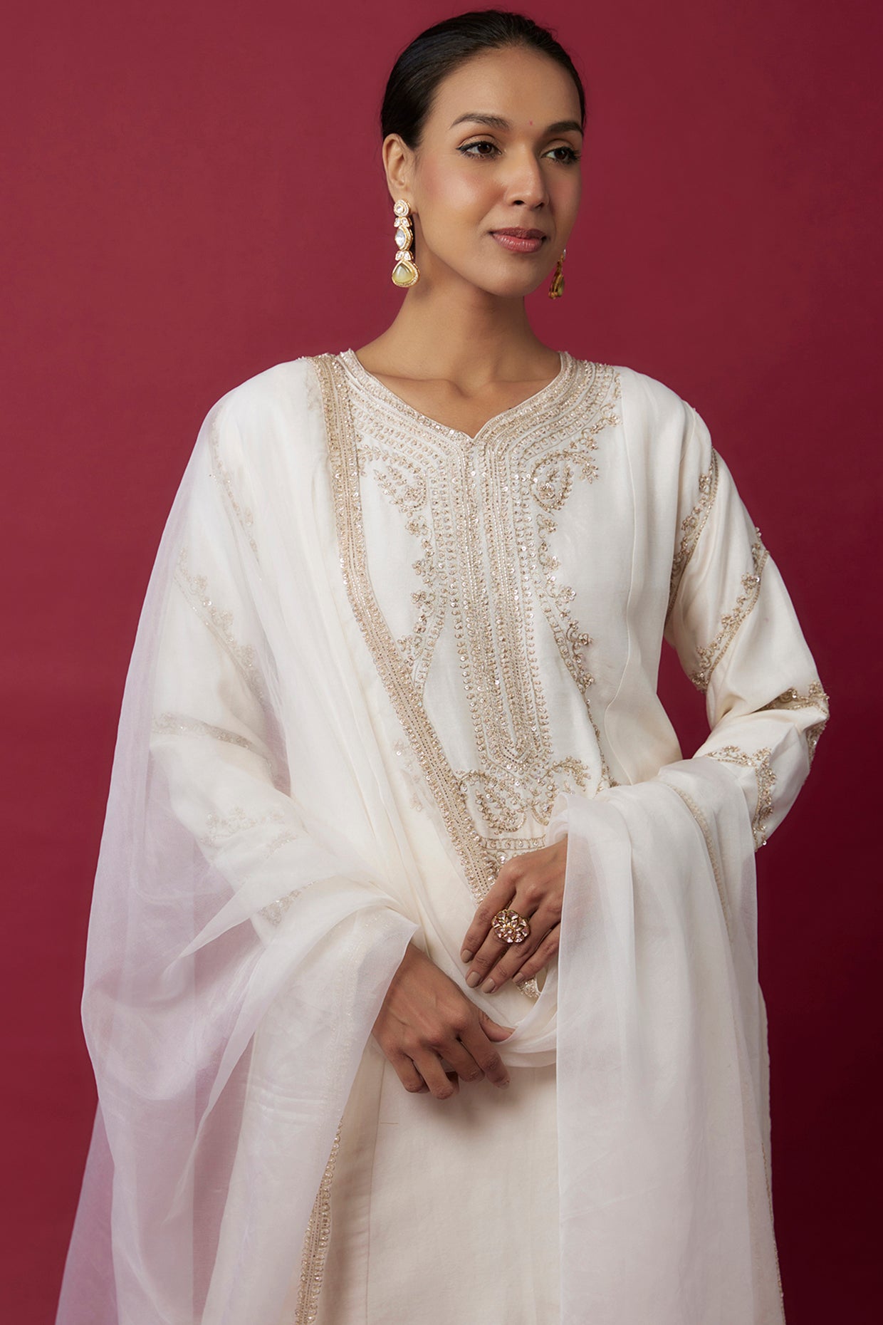 Ivory Chanderi Hand & Machine Embroidered Kurta Set