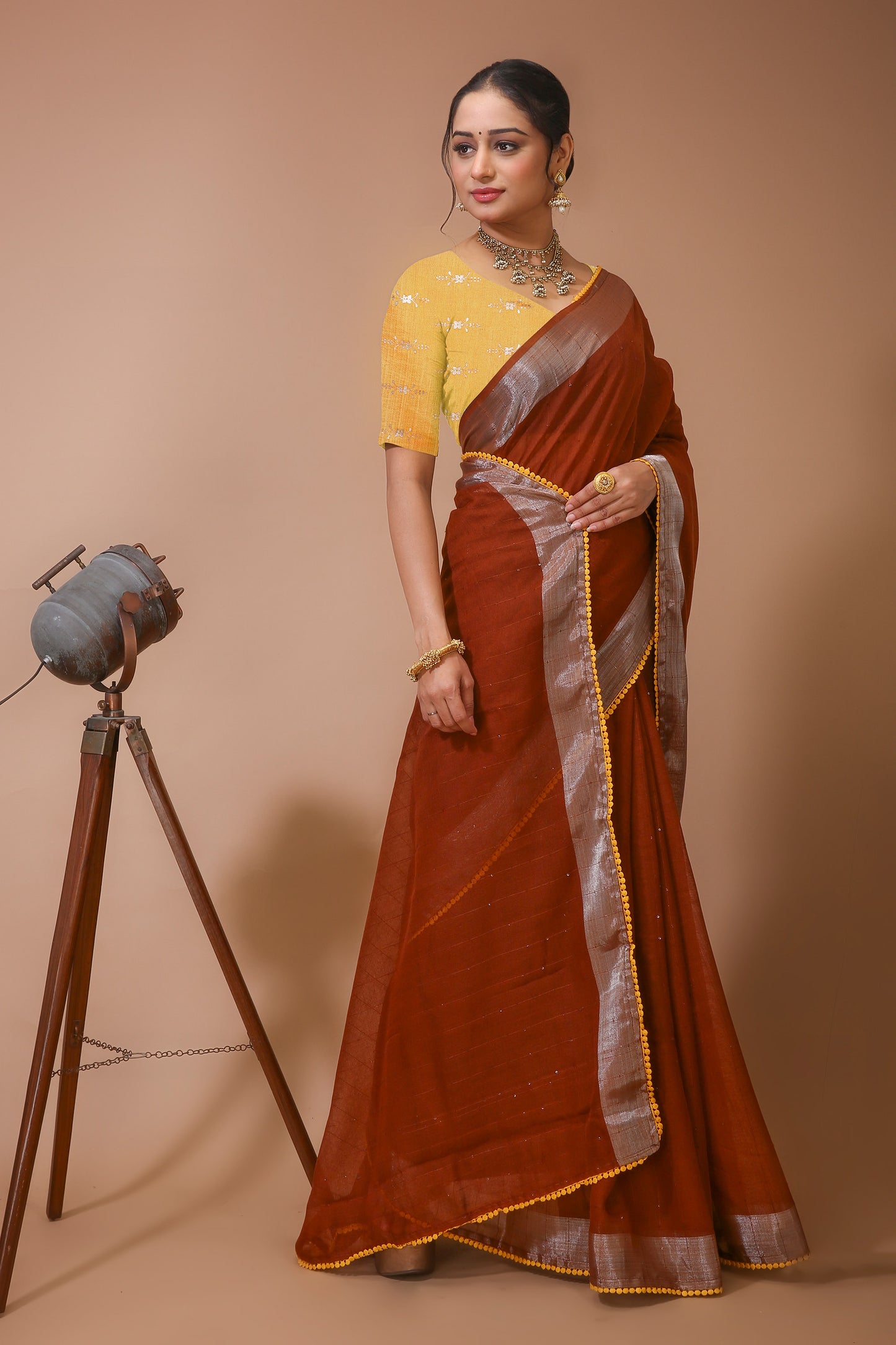 Dori Brown Yellow Linen Silk Saree