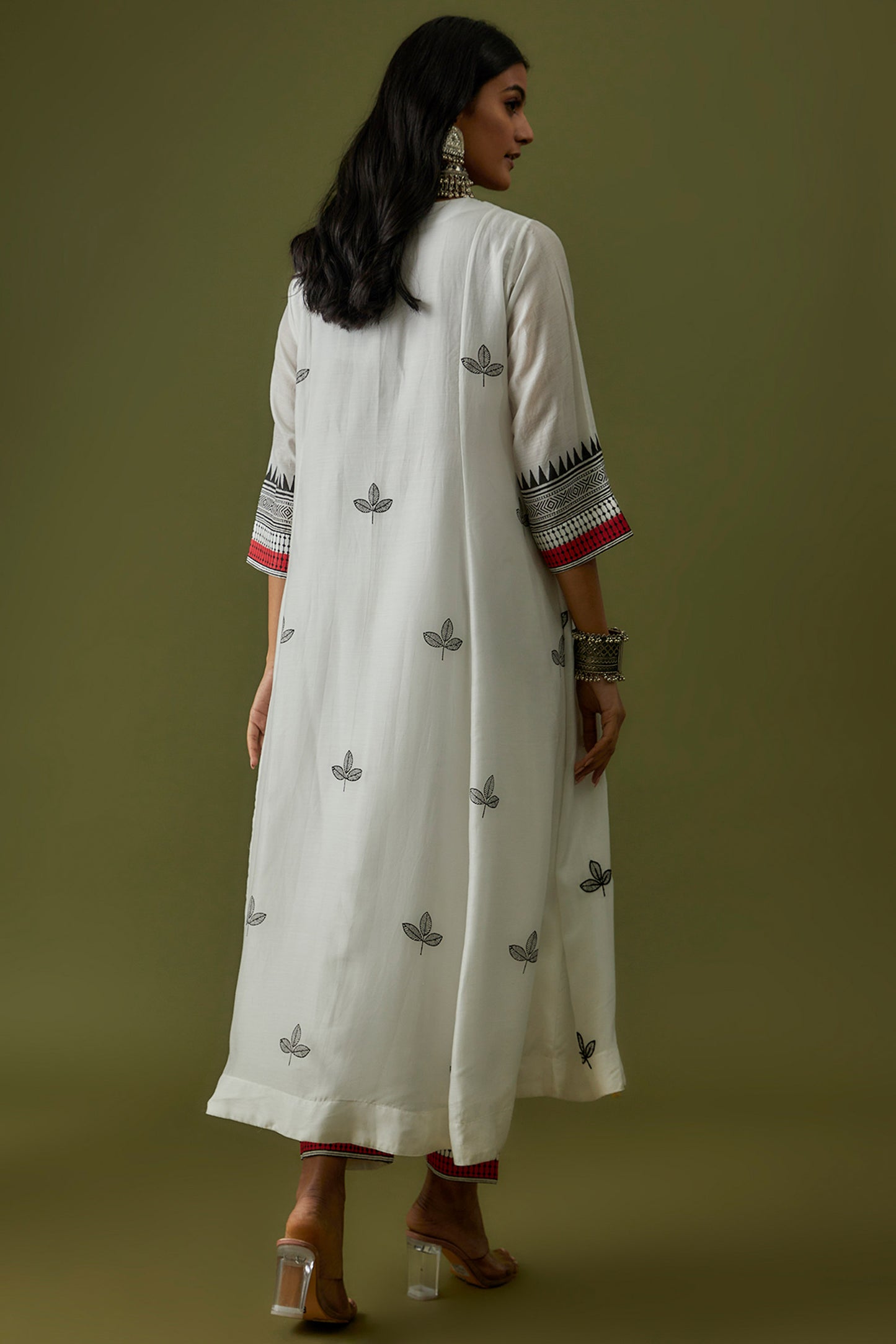 Hand Block Printed And Embroidered Leaf Motif Kurta Set