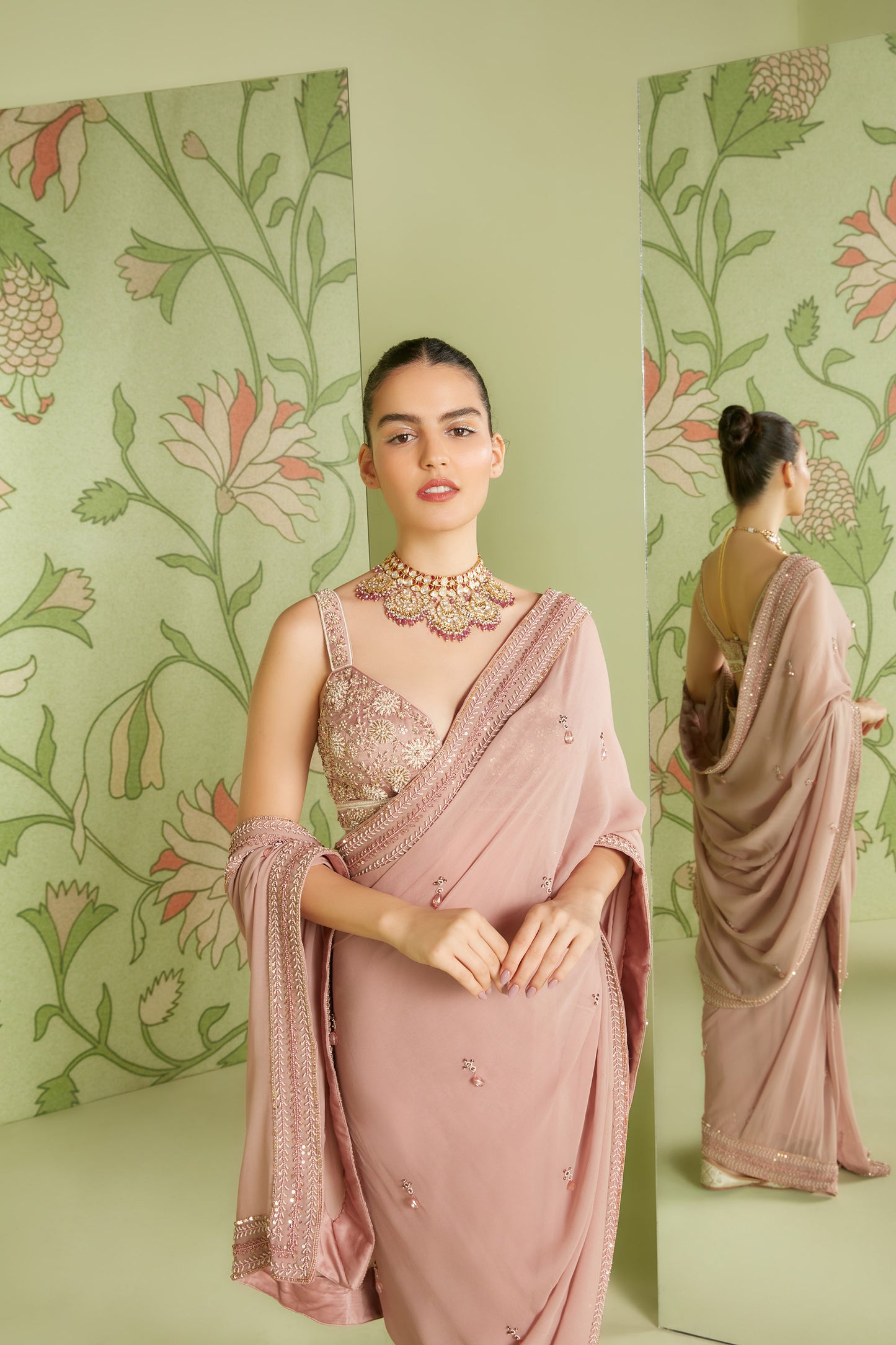 Old Rose Georgette Classic Hunar Saree