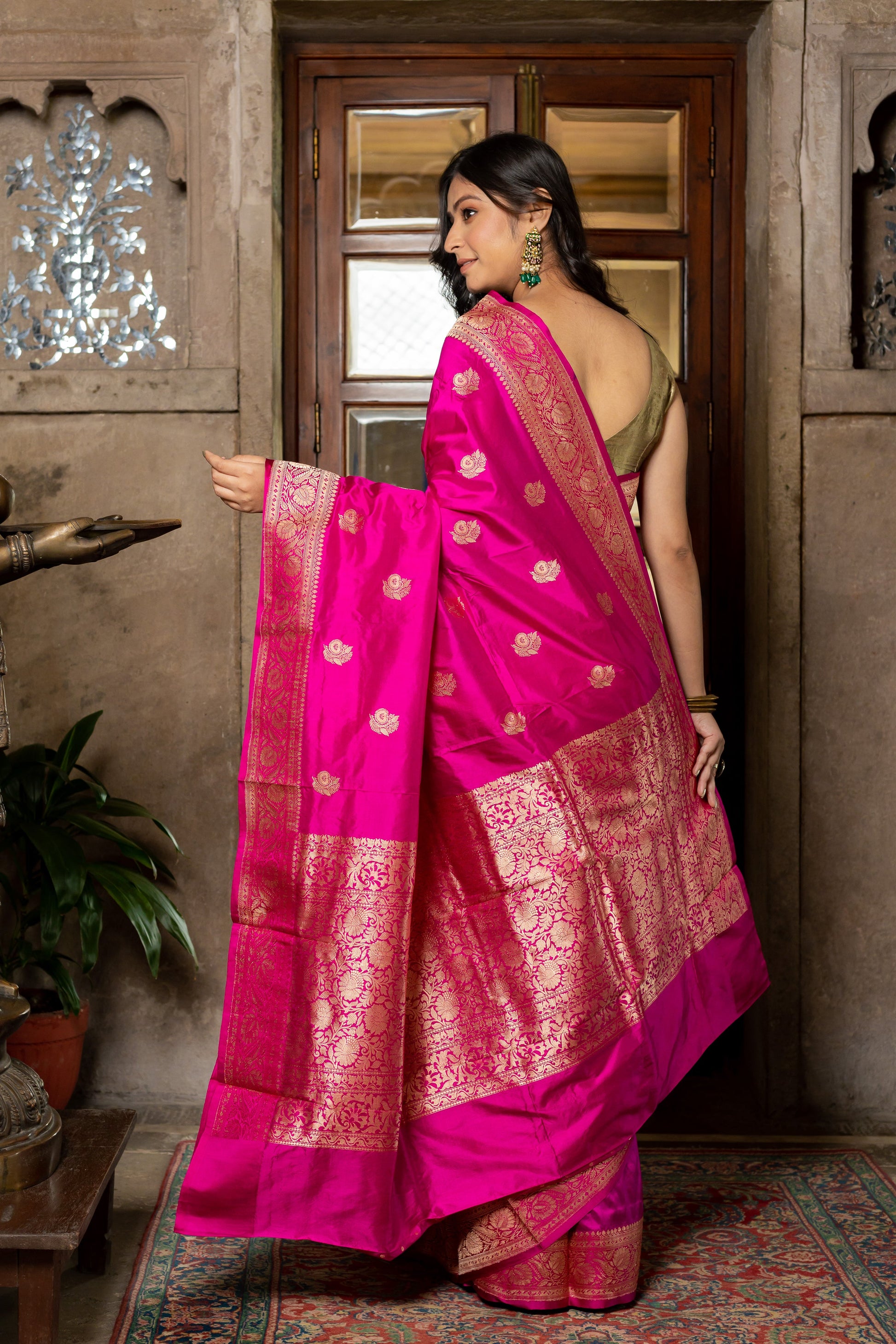 Rani Pink Handwoven Kadwa Katan Silk Saree - Panaya