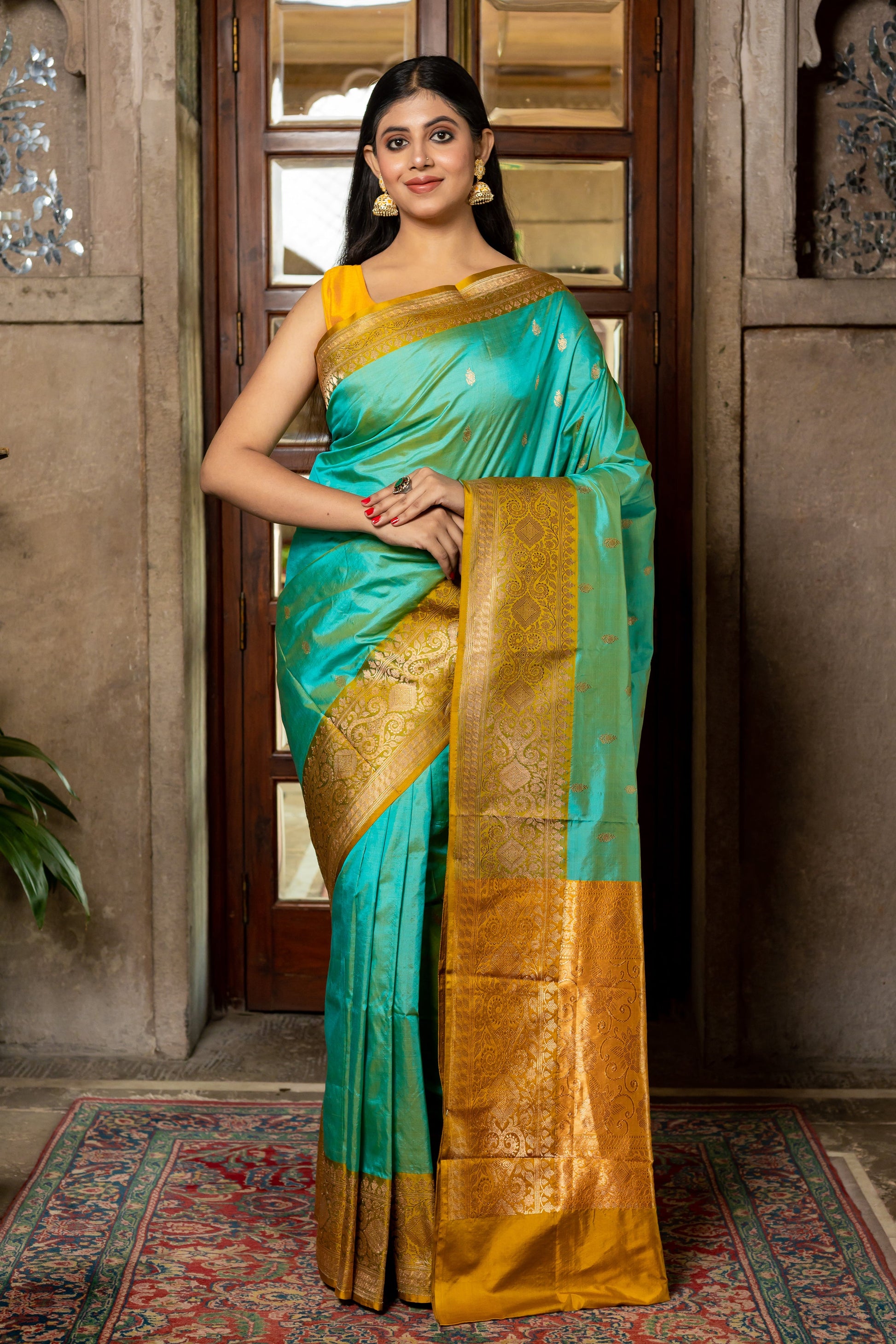 Green Handwoven Kadwa Katan Silk Saree - Panaya