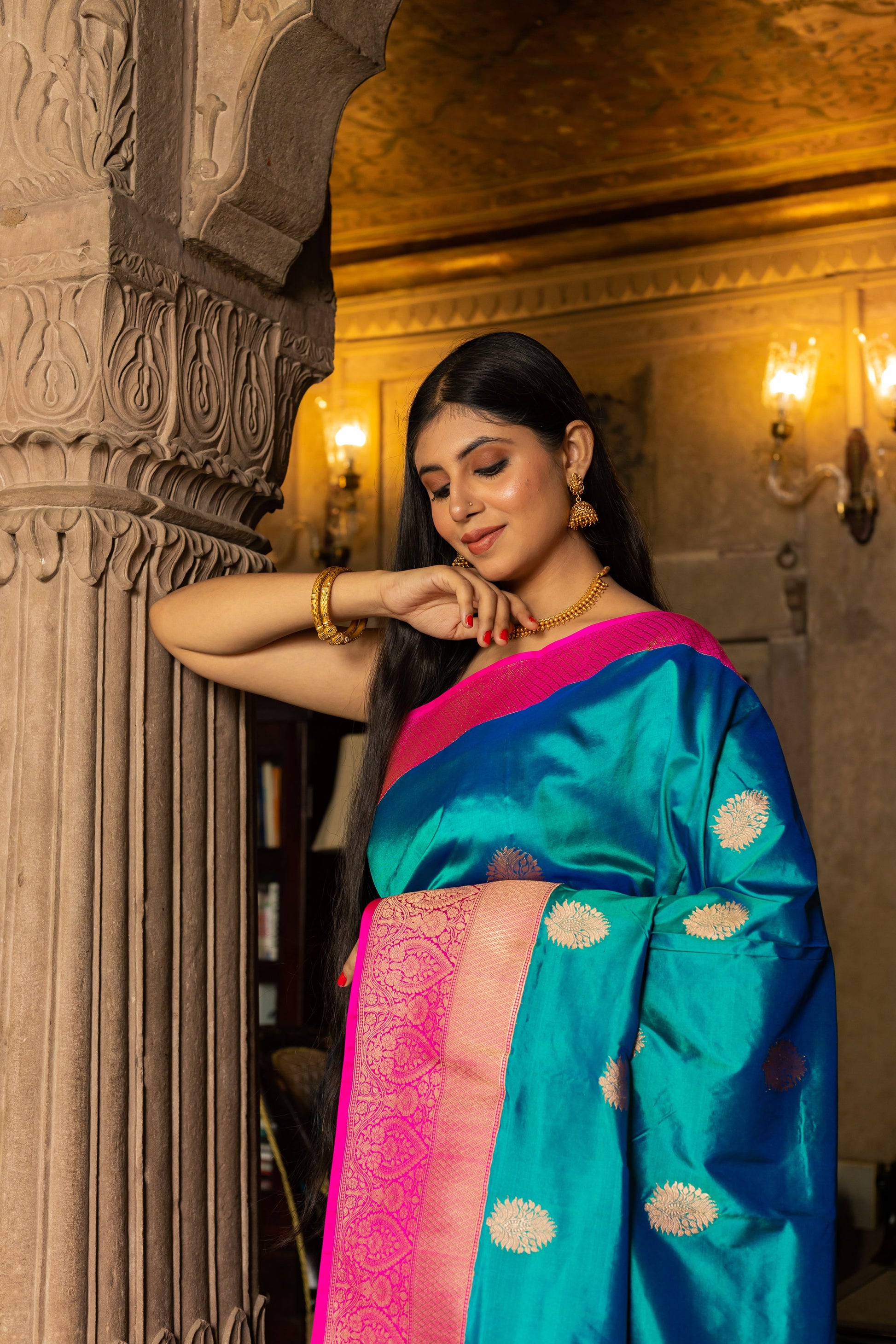 Teal Blue Handwoven Kadwa Katan Silk Saree - Panaya