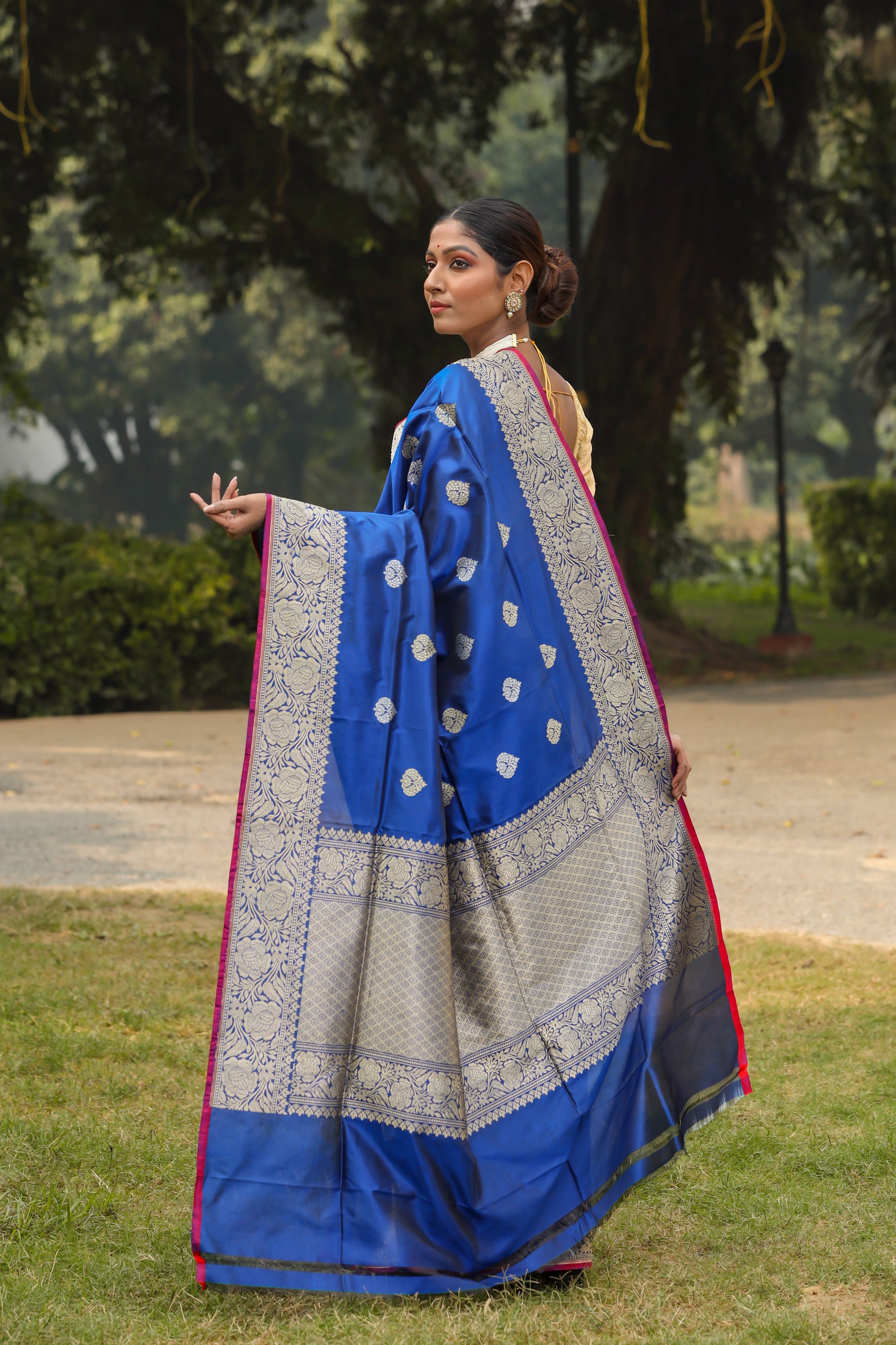 Royal Blue Katan Pure Silk Kadwa Saree - Panaya
