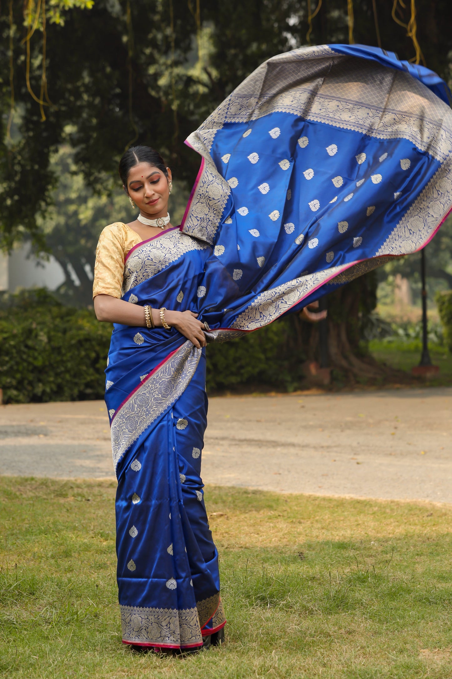 Royal Blue Katan Pure Silk Kadwa Saree - Panaya