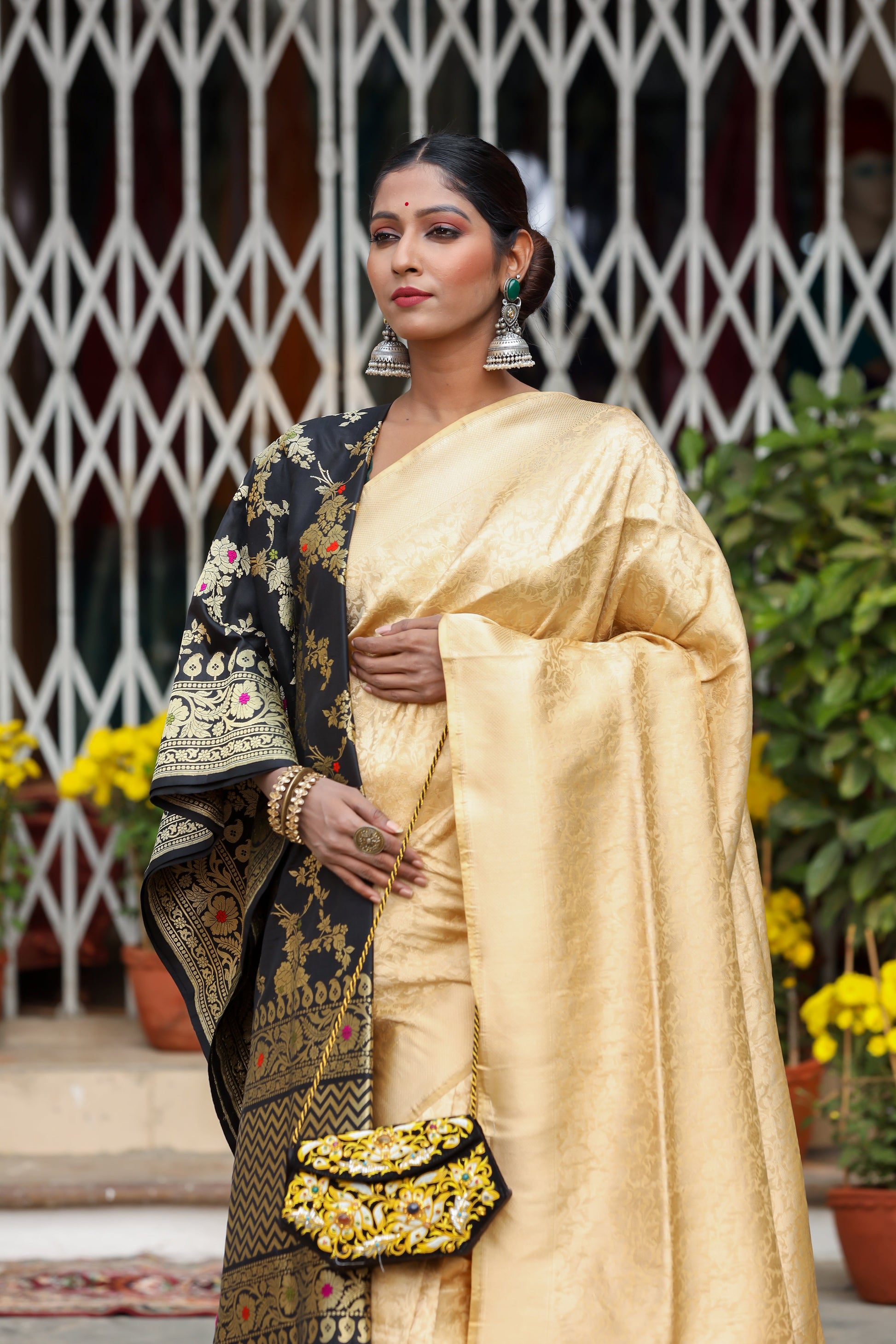 Beige Katan Pure Silk Kadwa Saree - Panaya