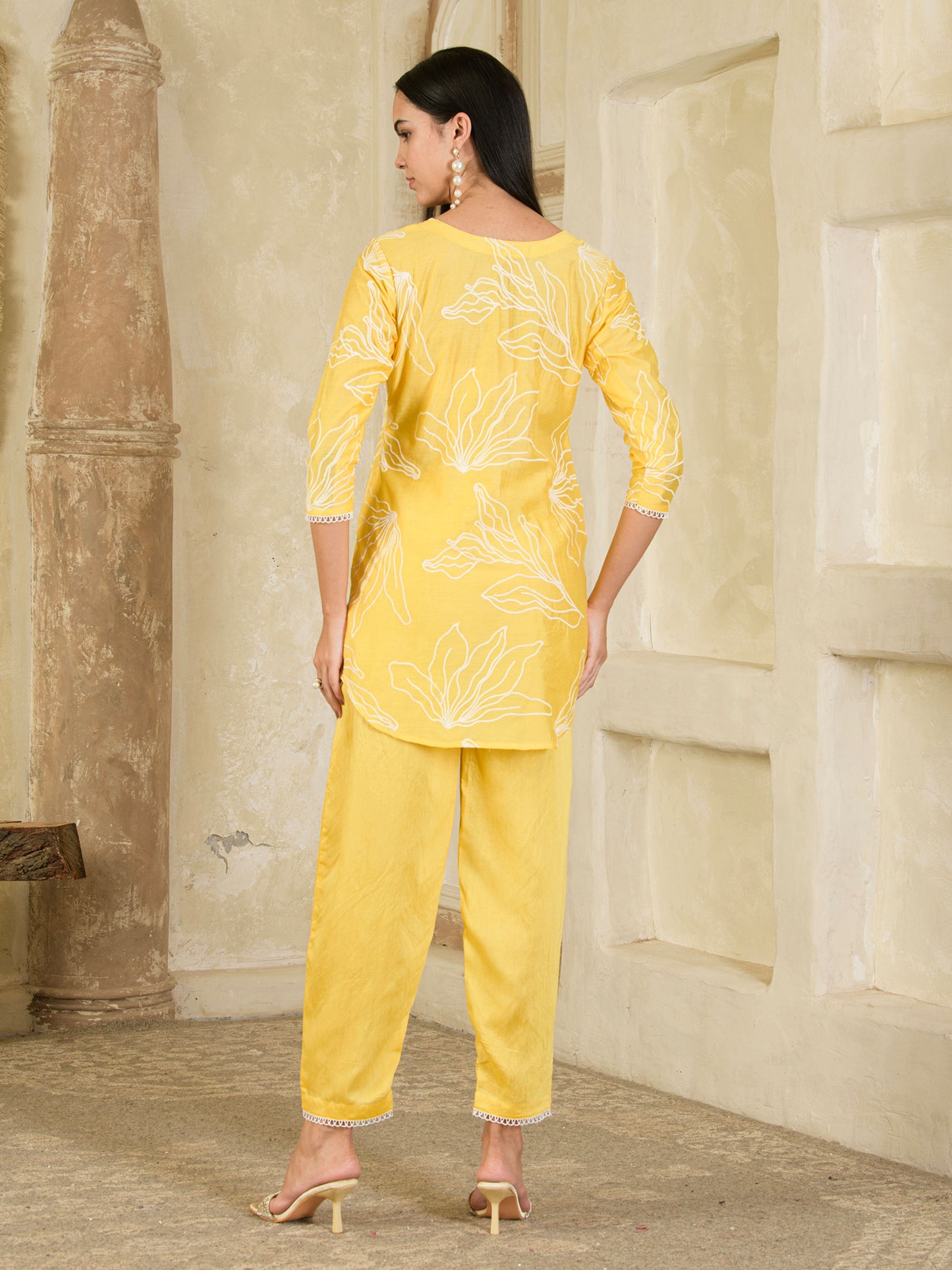 Yellow Embroidered Chanderi Co-ord ( Set of 2 )