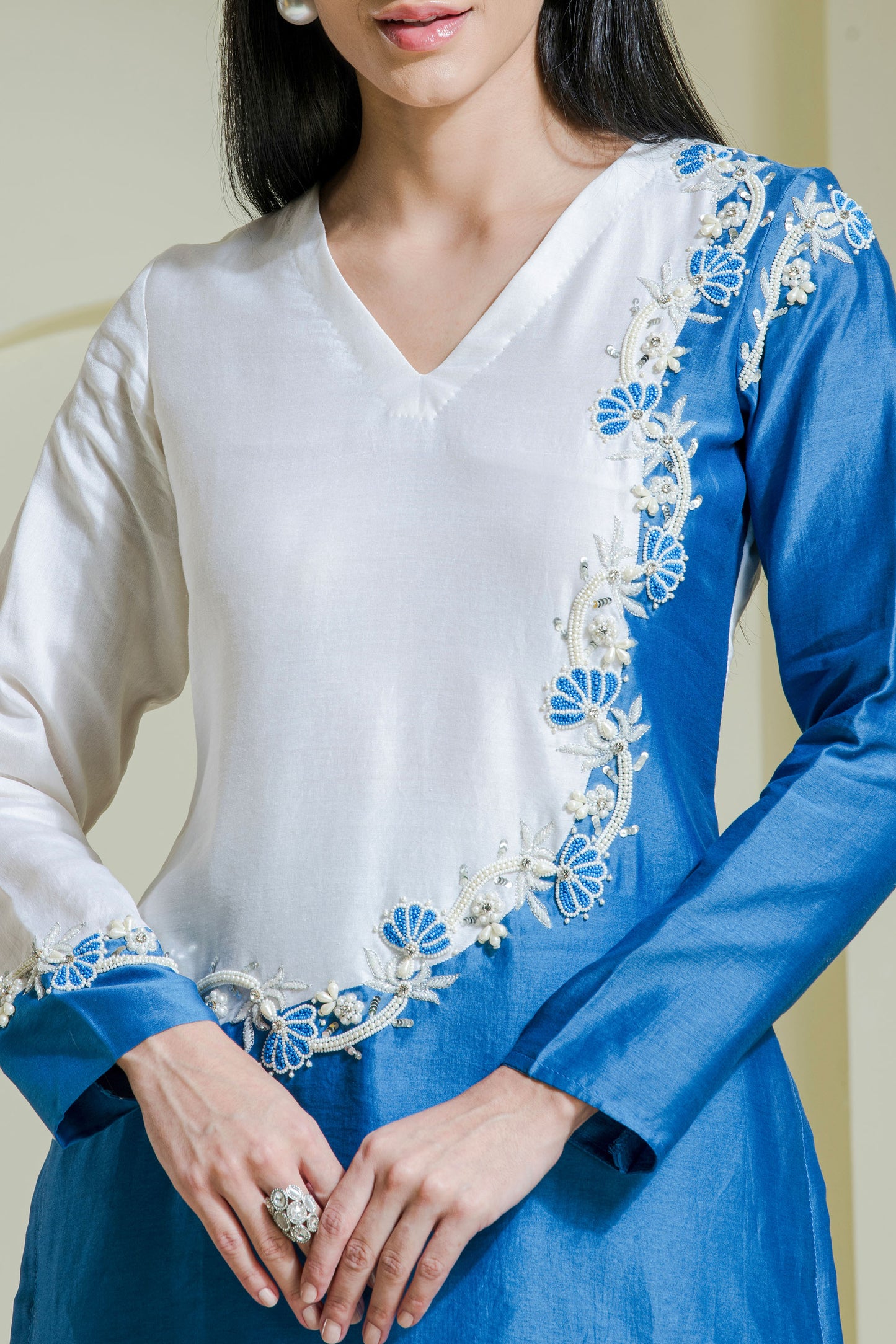 White & blue embroidered 2 piece kurta set