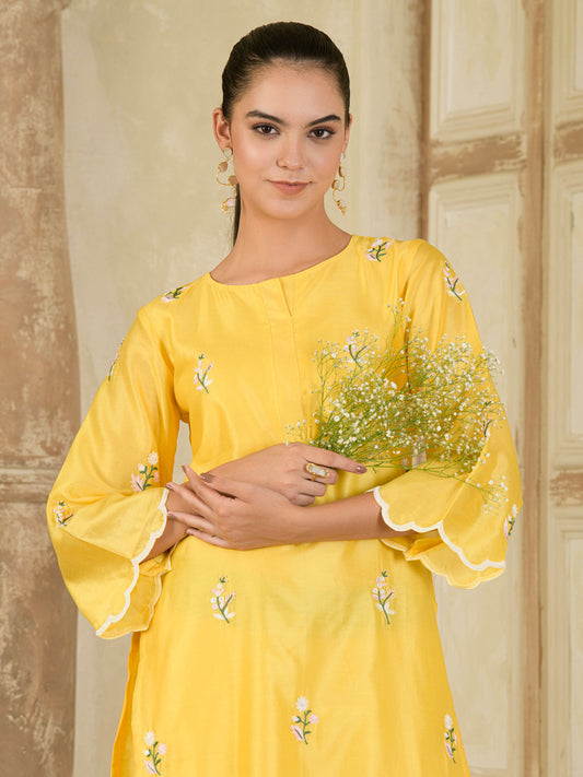 Vibrant Yellow Hand Embroidered Chanderi Kurta and Pants ( Set of 2 )