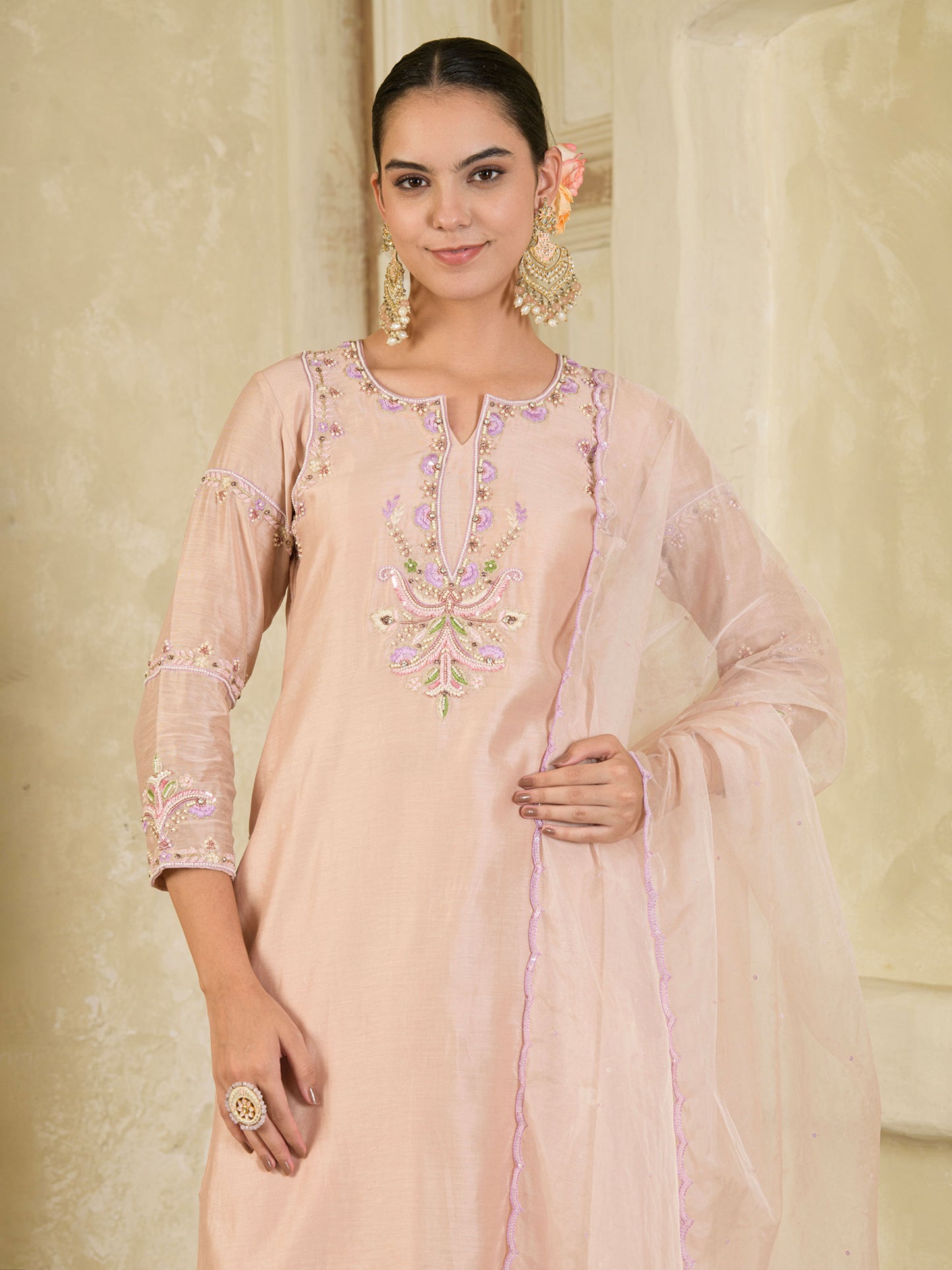 Beige Hand Embroidered Chanderi Kurta Set ( Set of 3 )