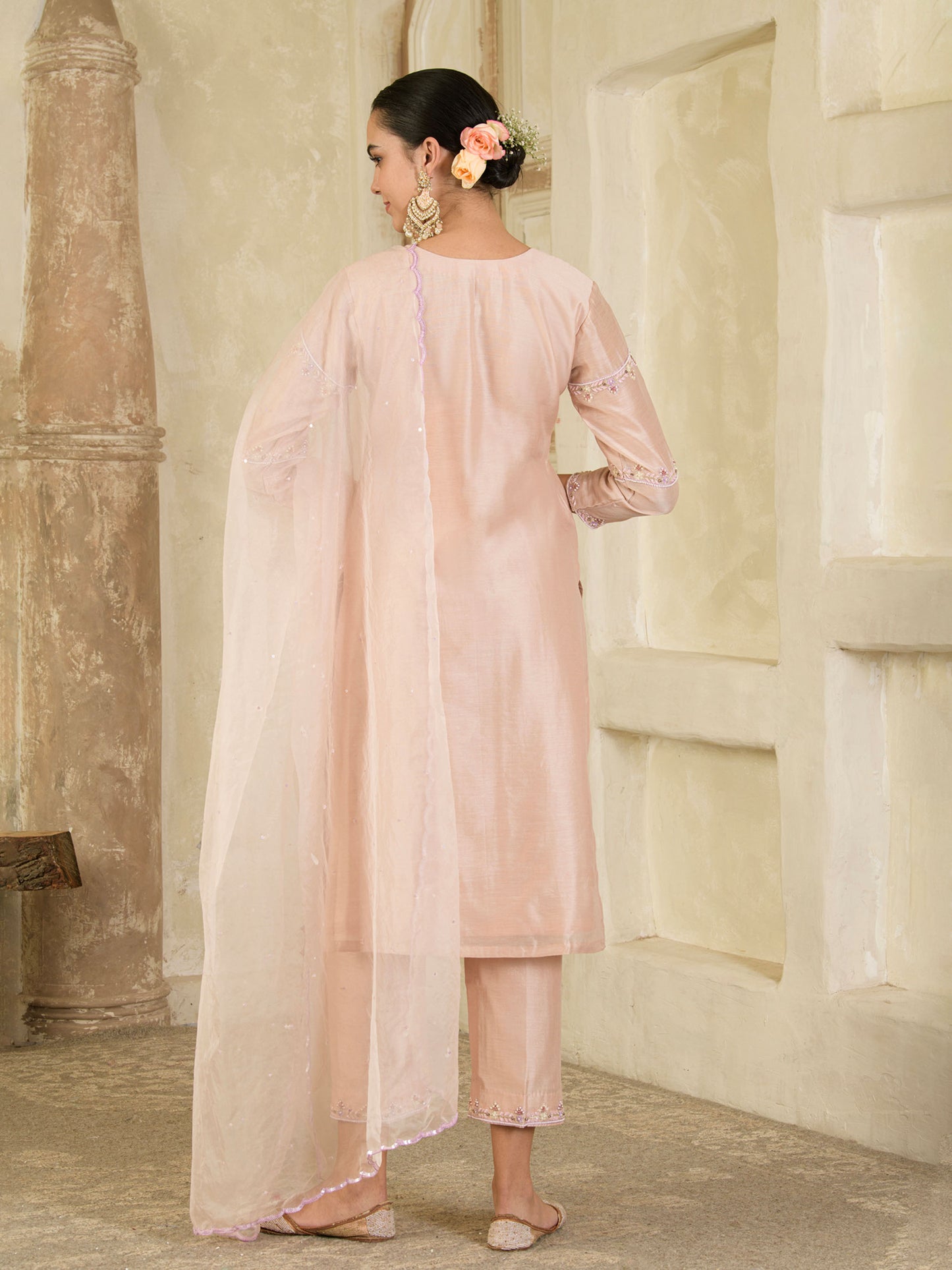 Beige Hand Embroidered Chanderi Kurta Set ( Set of 3 )