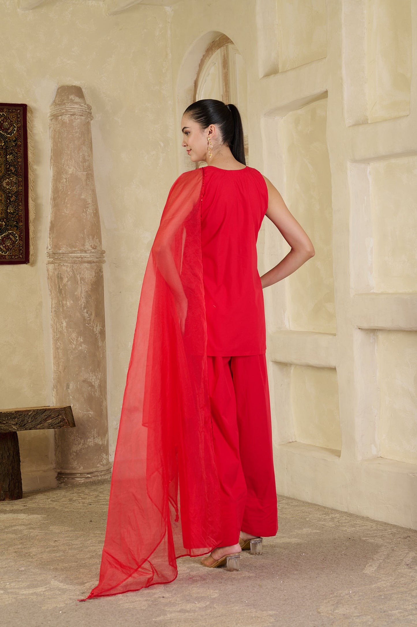 Red Hand Embroidered Farsi Salwar Kurta Set ( set of 3 )