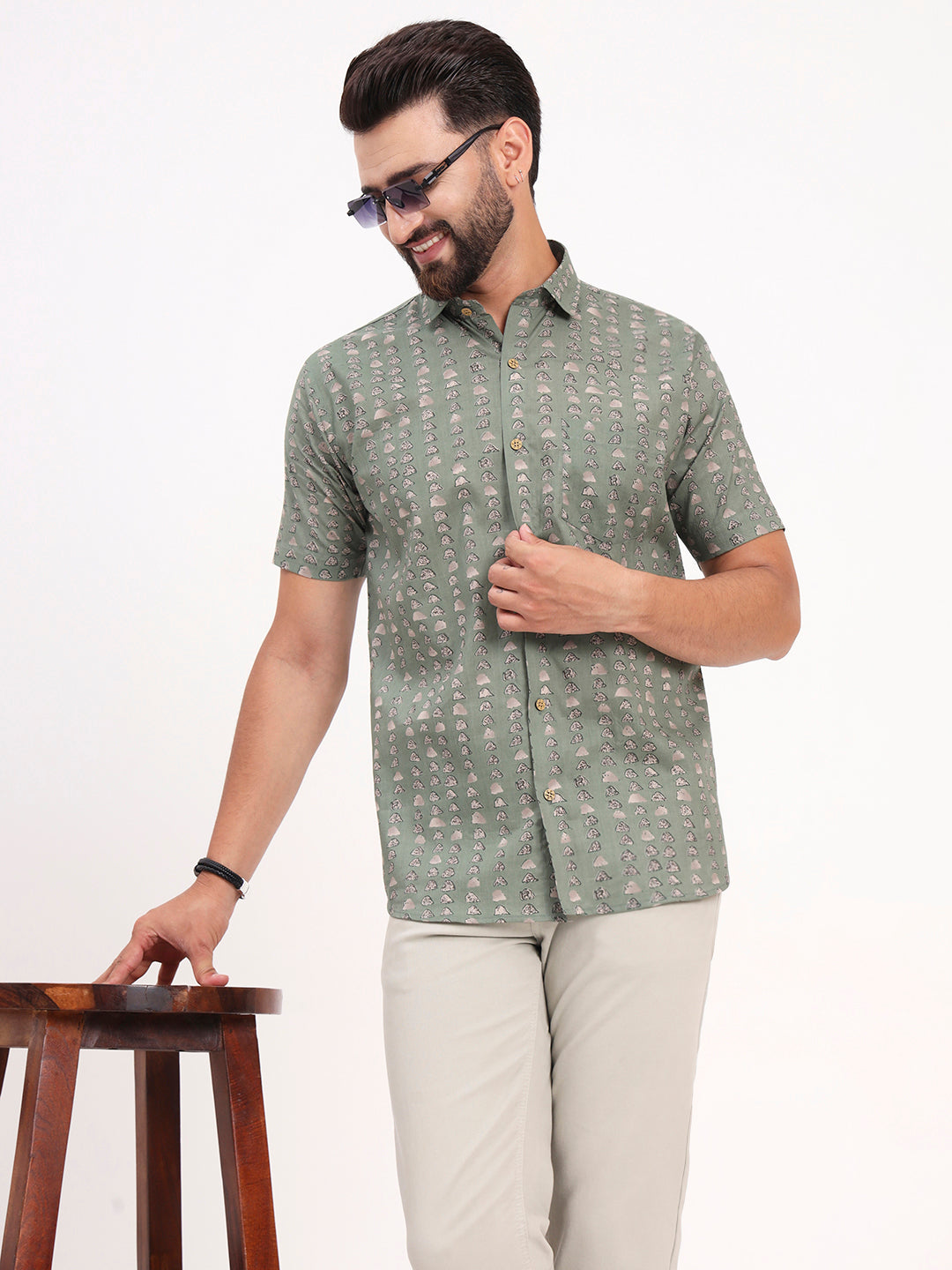 MILLENNIAL MEN Green Abstract Printed Half Sleeves Shirt