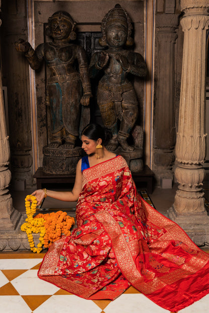 Red Handwoven Kadwa Katan Silk Saree - Panaya