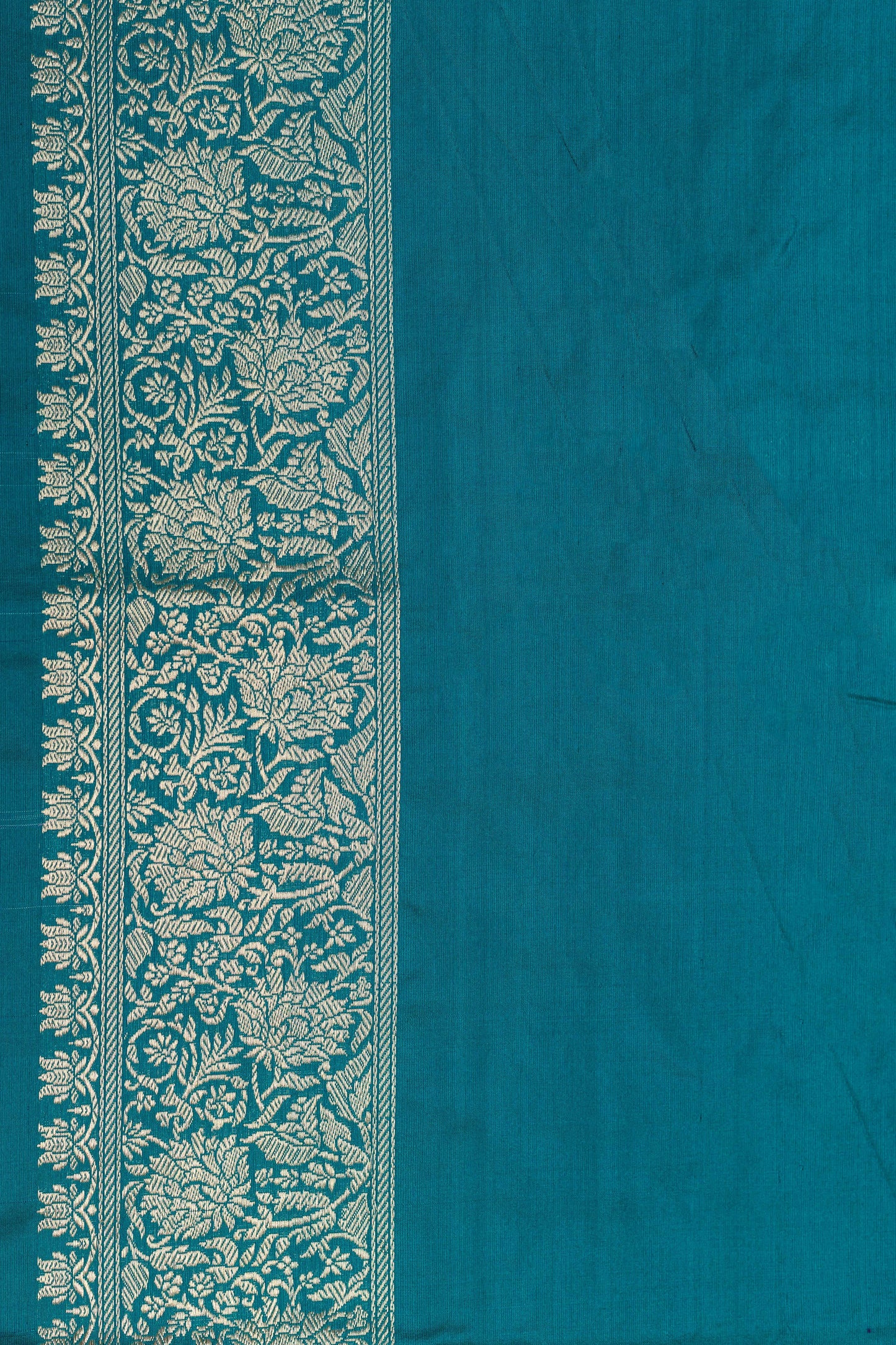 Teal Handwoven Kadwa Katan Silk Saree - Panaya