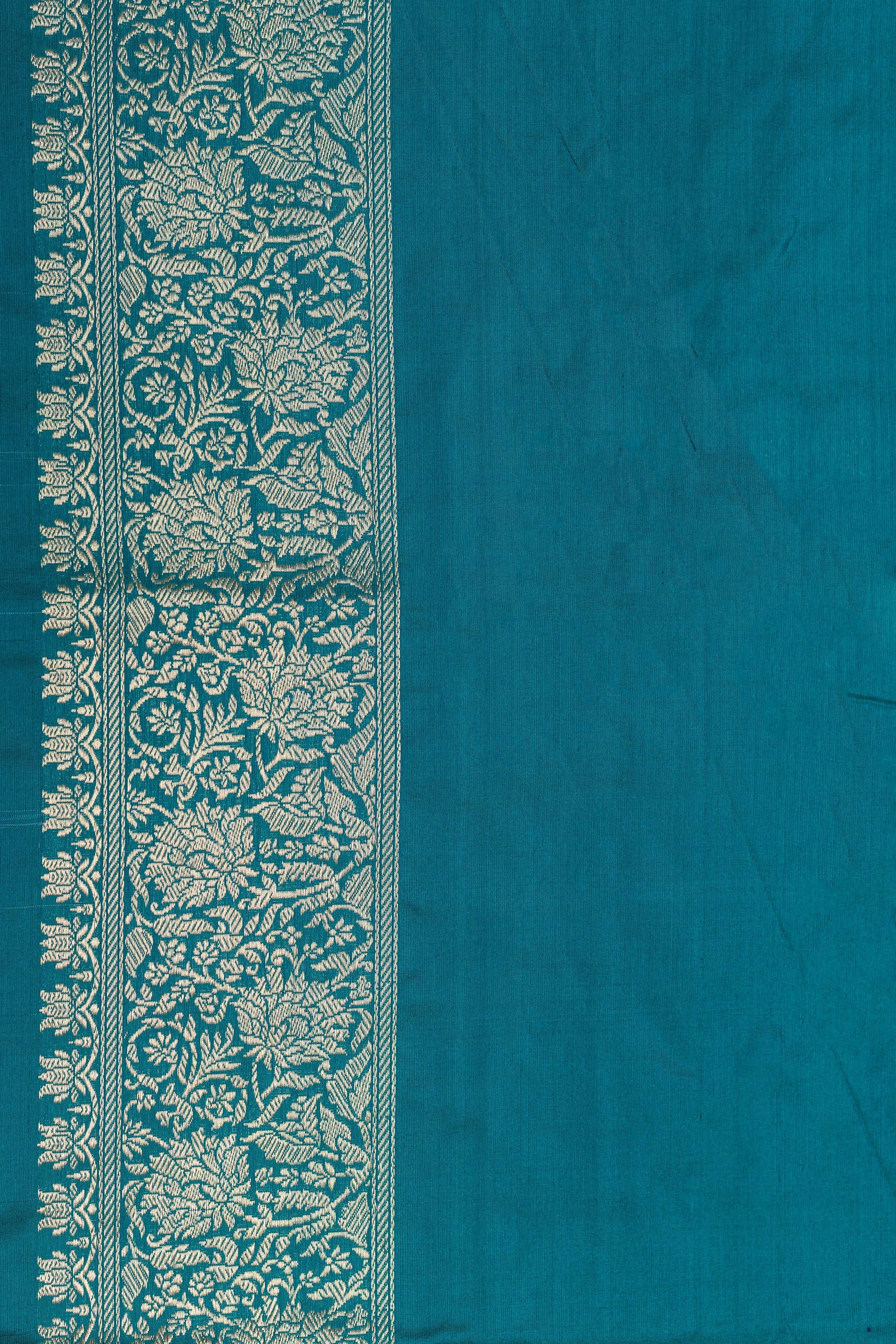 Teal Handwoven Kadwa Katan Silk Saree - Panaya