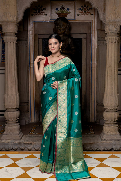 Green Handwoven Kadwa Katan Silk Saree - Panaya