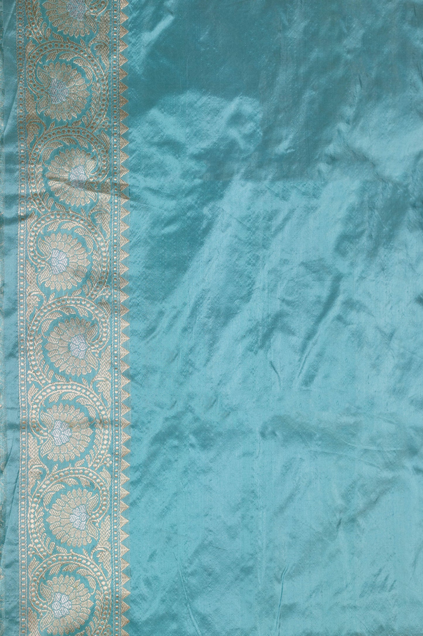 Green Handwoven Rangkat Katan Silk Saree - Panaya