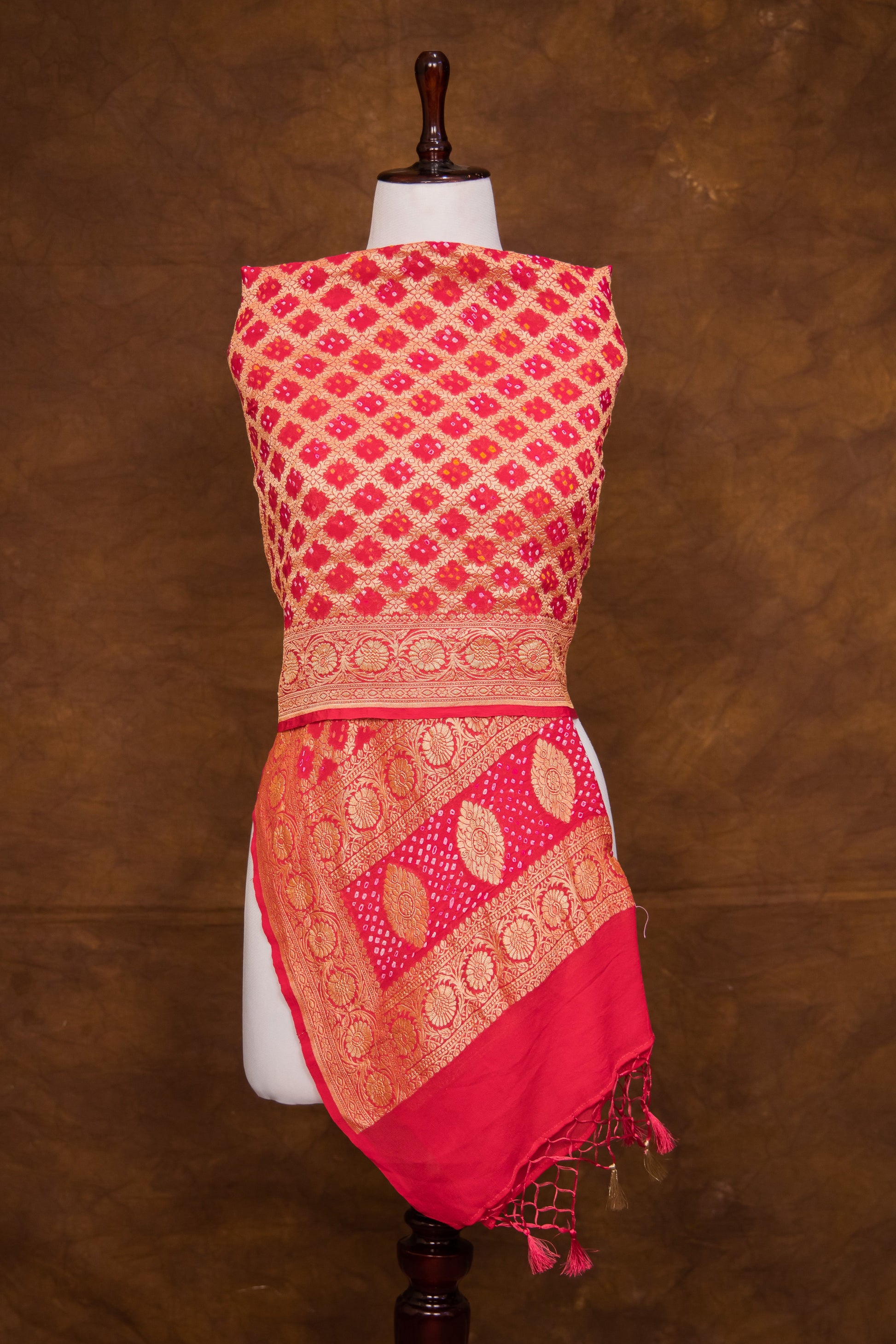 Rani Pink Georgette Khaddi Pure Silk Dupatta - Panaya