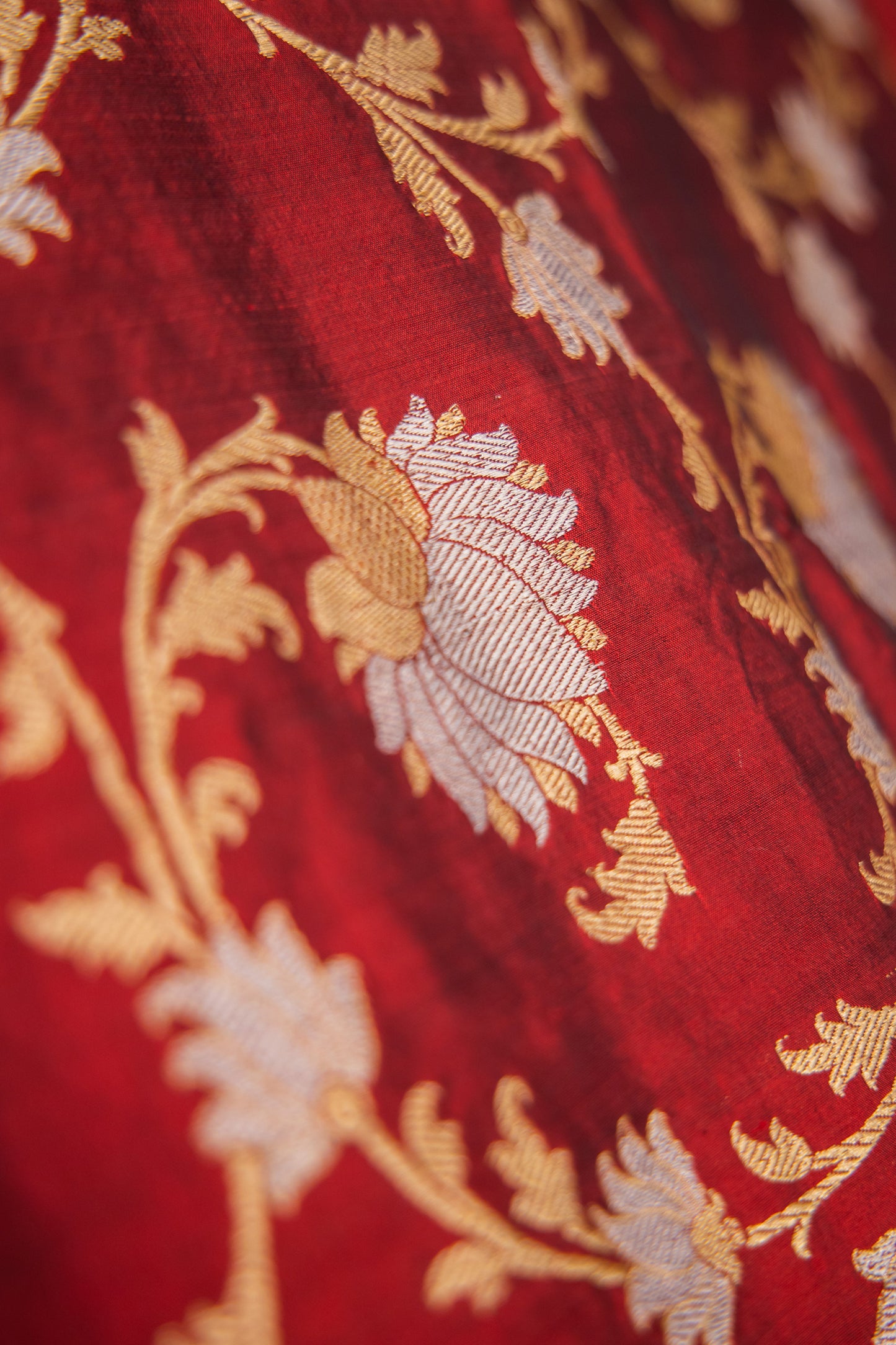 Maroon Dupatta Katan Pure Silk - Panaya