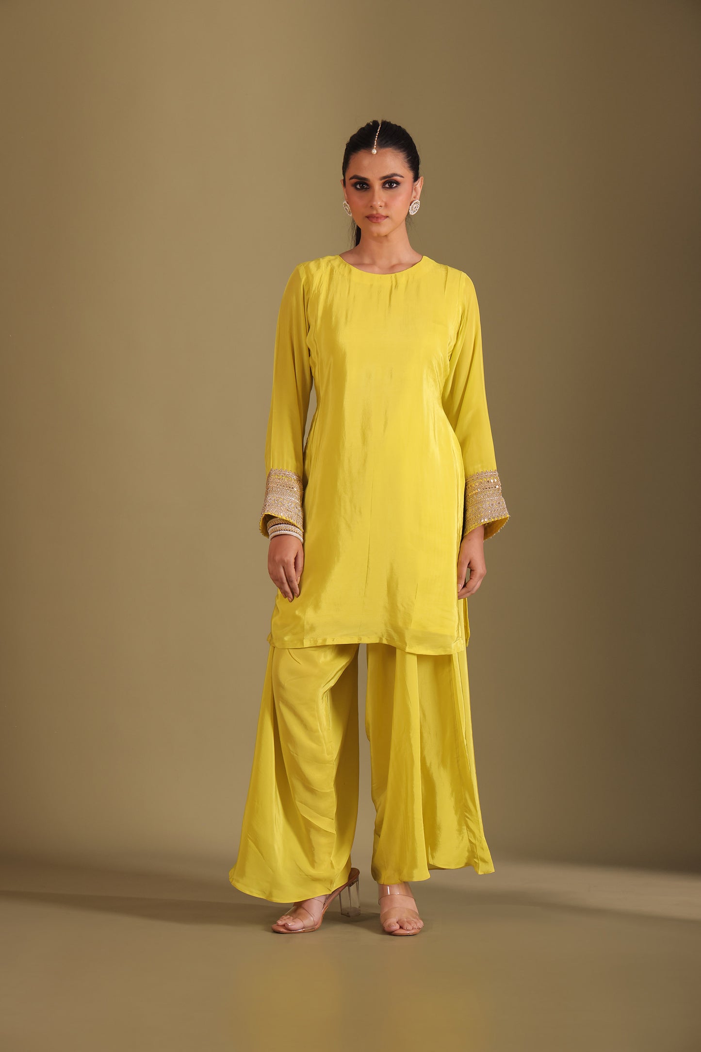 Jhalak Lime Embroidered Crepe Silk Kurta With Dhoti Pant And Dupatta