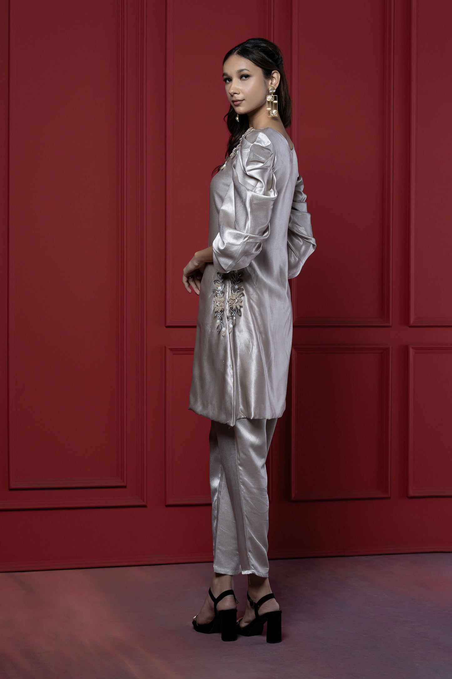 Silver Glazed Applique Tunic Set