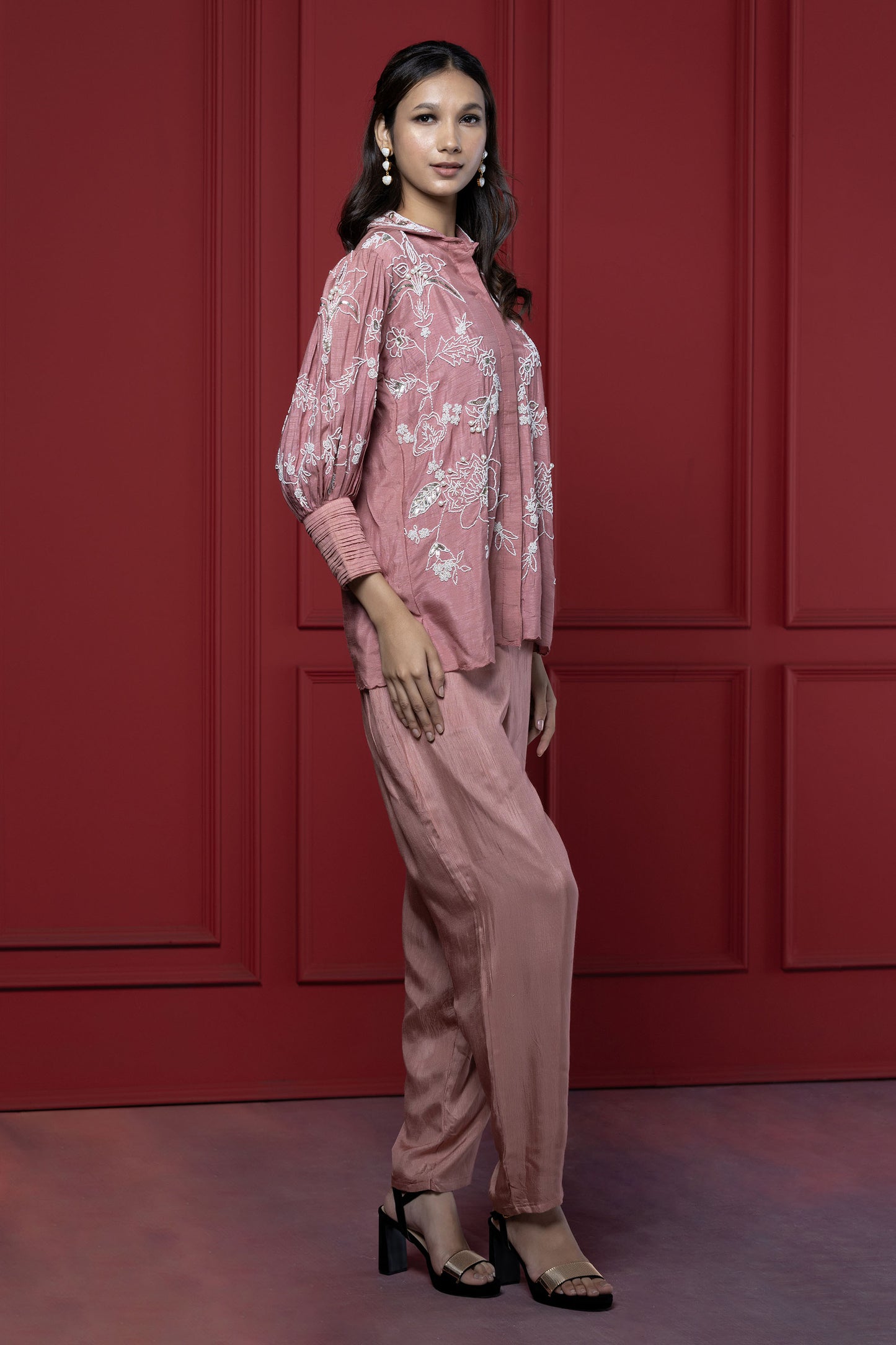 Onion Pink Overall Floral Dola Silk Pant Set