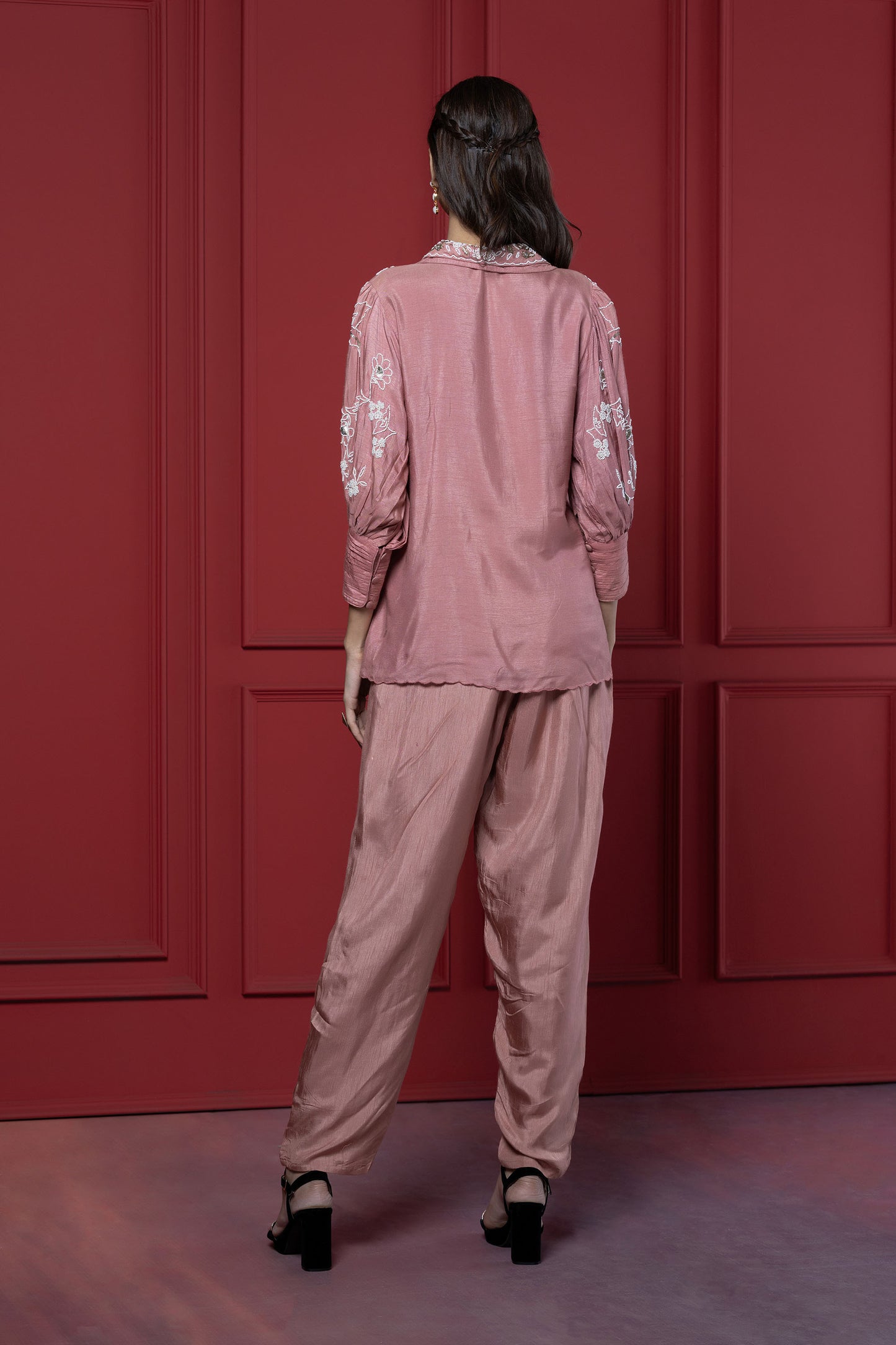 Onion Pink Overall Floral Dola Silk Pant Set