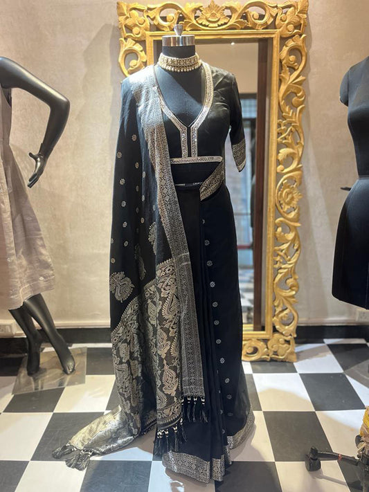 assam silk dress Sador Mekhla Dress Price Assam Silk Mekhela Chador Elegant Blue Color