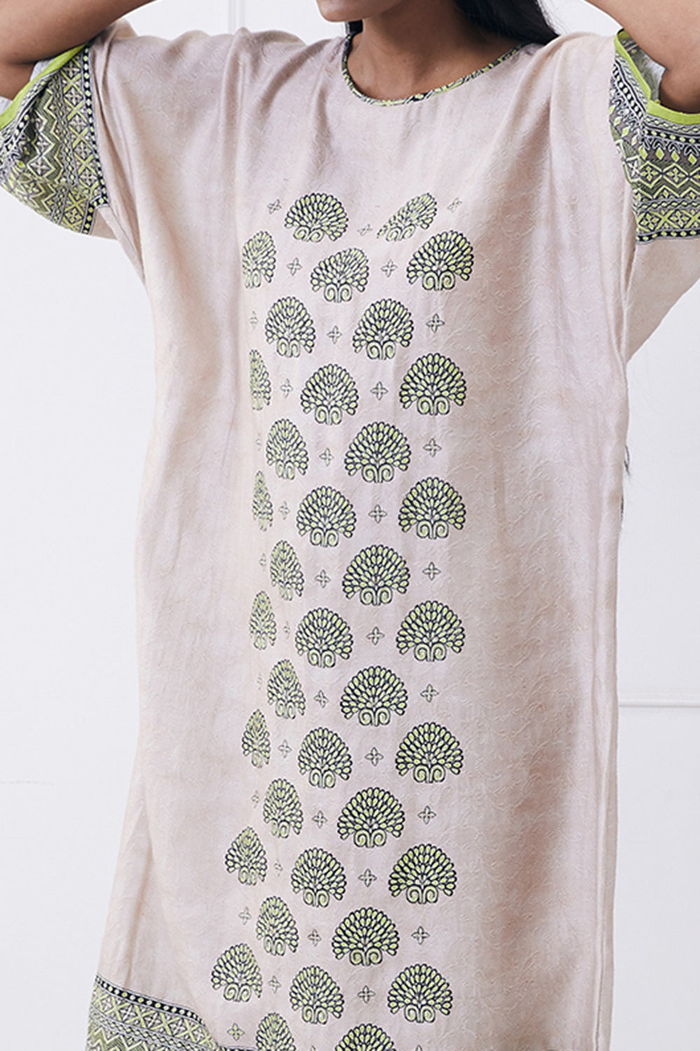 Ela Printed Ivory Kimono Dress